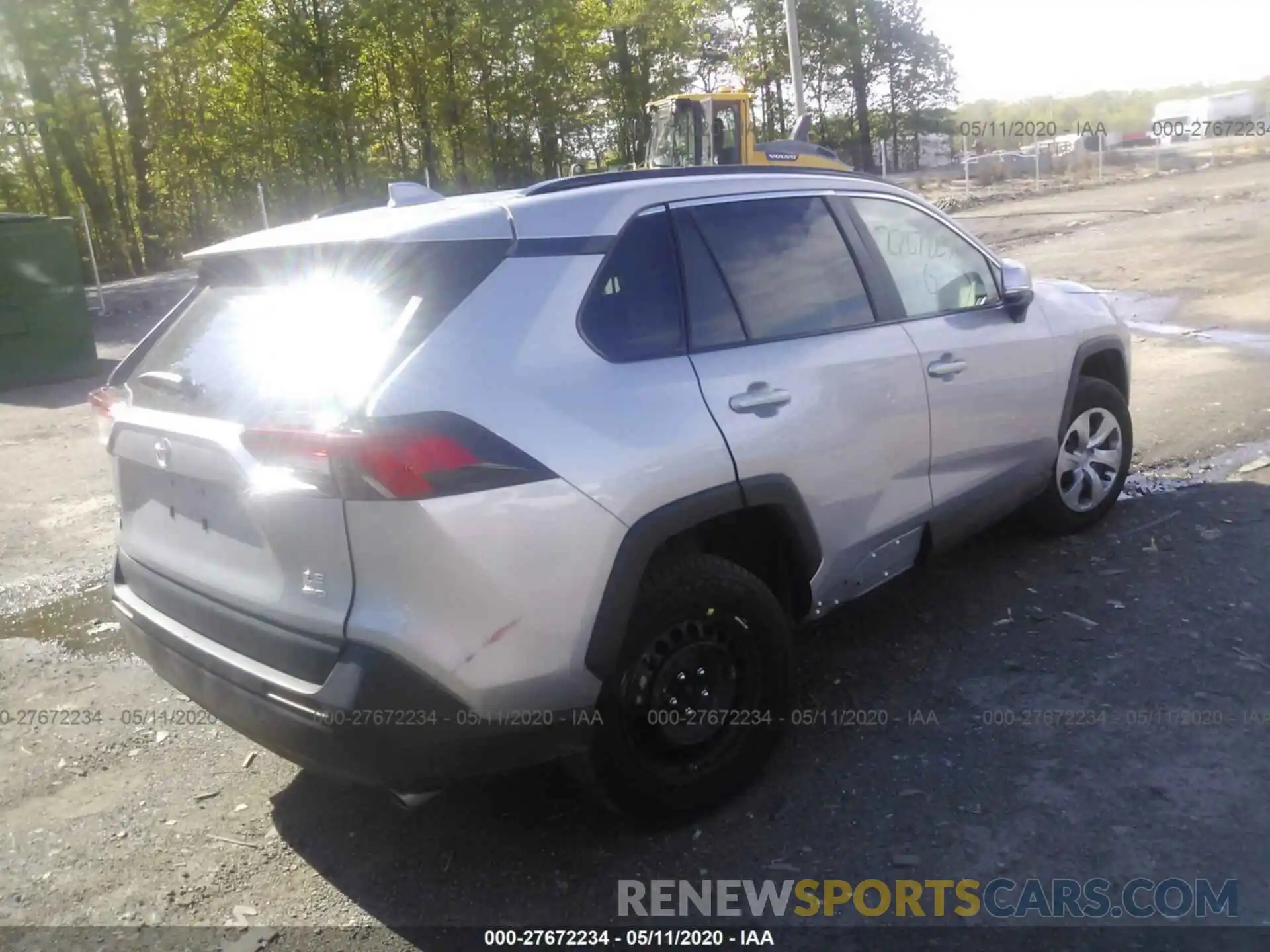 4 Photograph of a damaged car 2T3G1RFV6LW090967 TOYOTA RAV4 2020