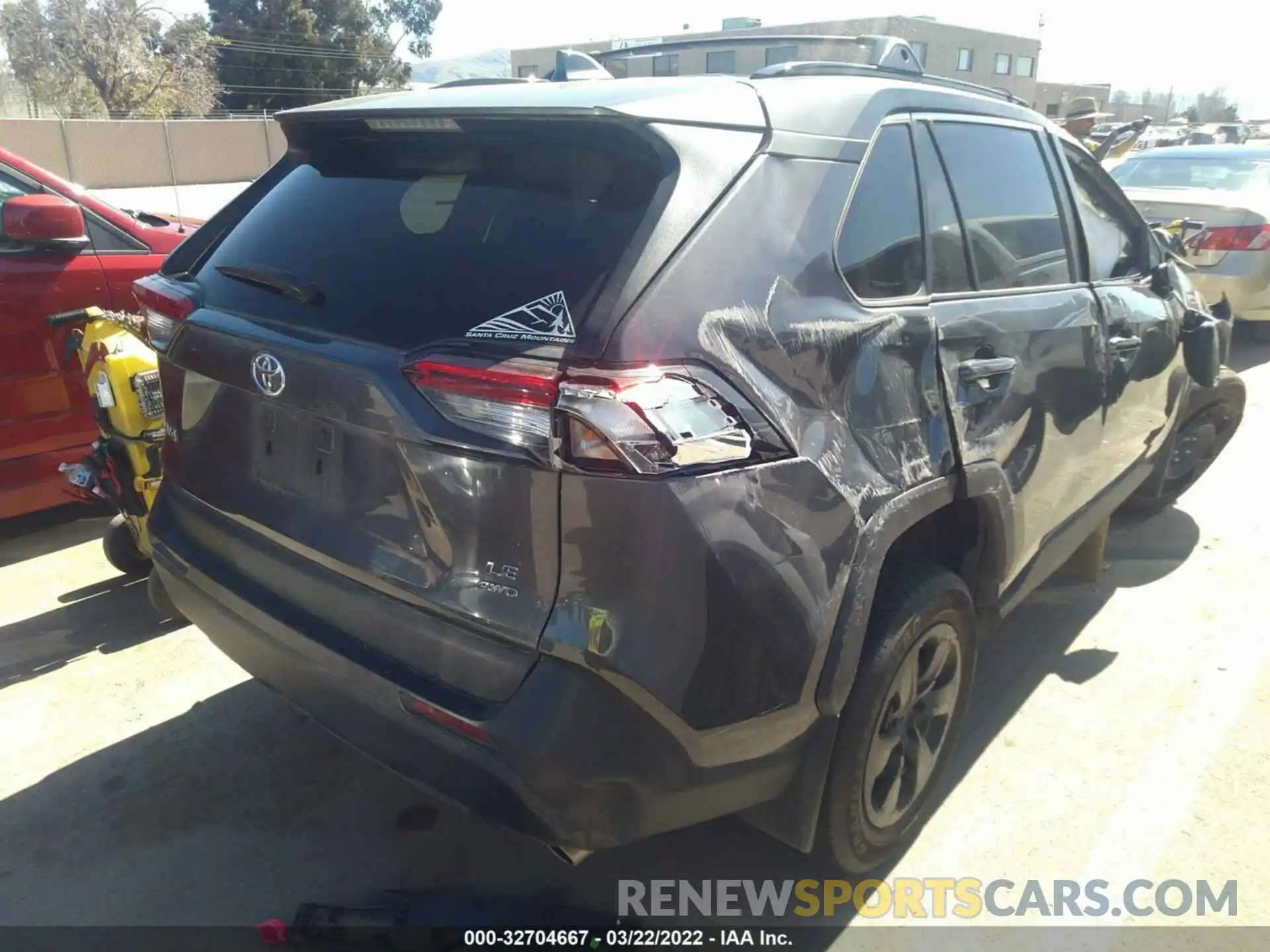 4 Photograph of a damaged car 2T3G1RFV6LW102597 TOYOTA RAV4 2020