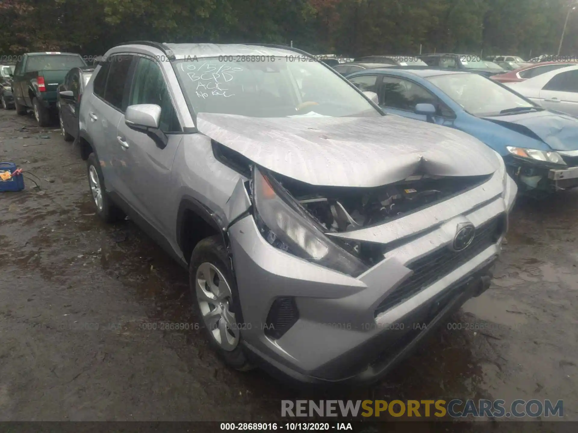 1 Photograph of a damaged car 2T3G1RFV6LW132506 TOYOTA RAV4 2020