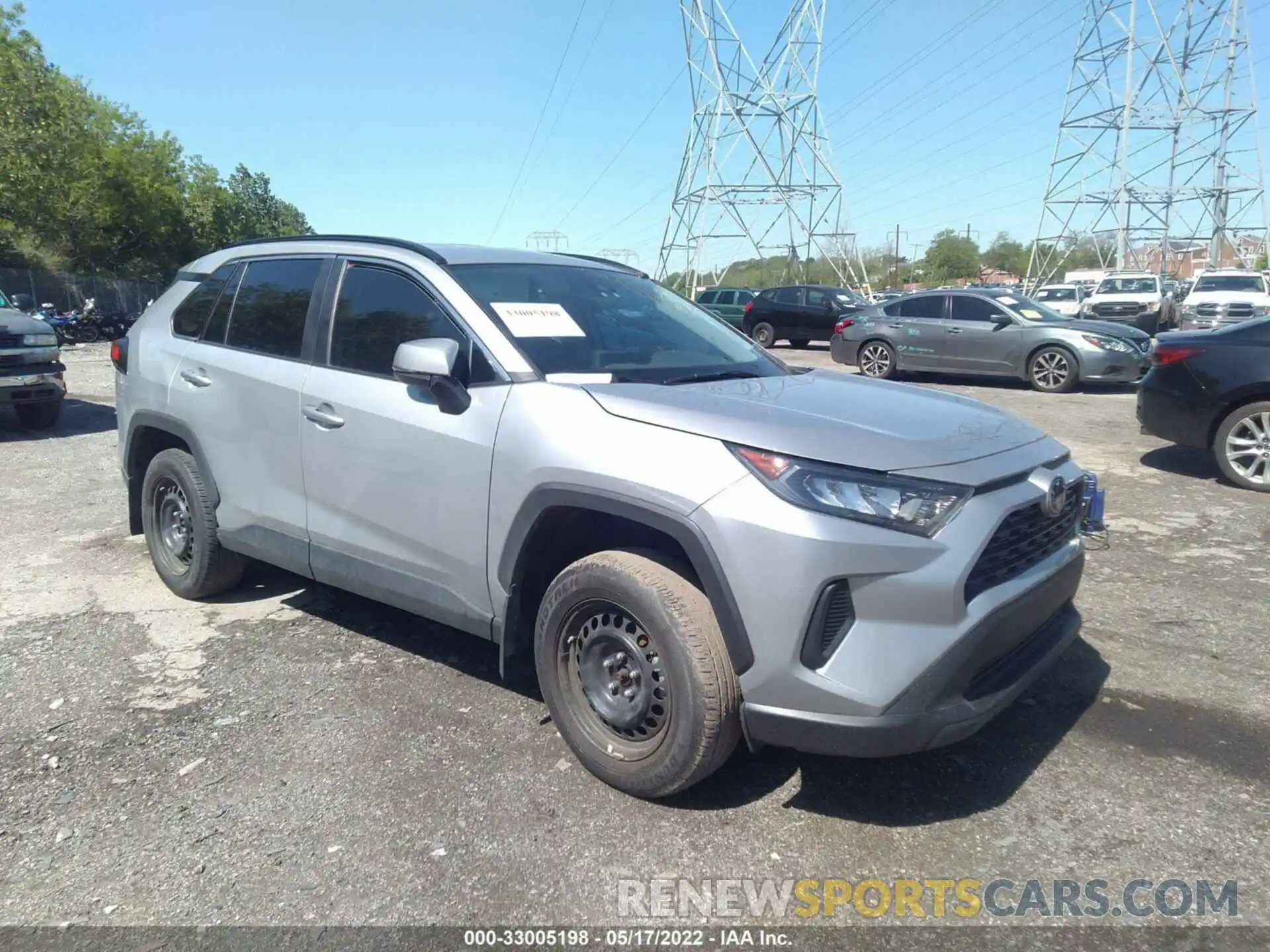 1 Photograph of a damaged car 2T3G1RFV6LW136197 TOYOTA RAV4 2020