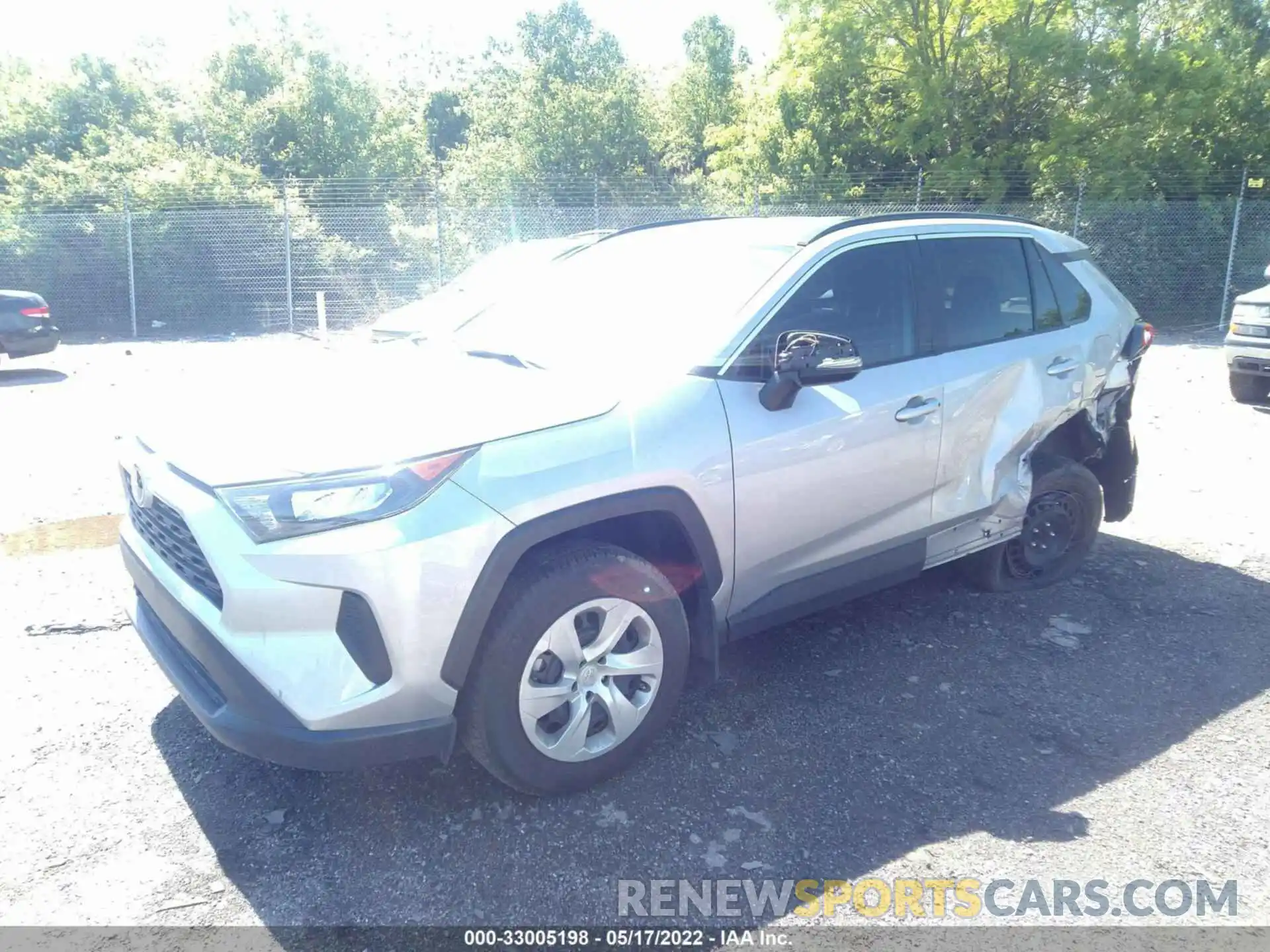 2 Фотография поврежденного автомобиля 2T3G1RFV6LW136197 TOYOTA RAV4 2020