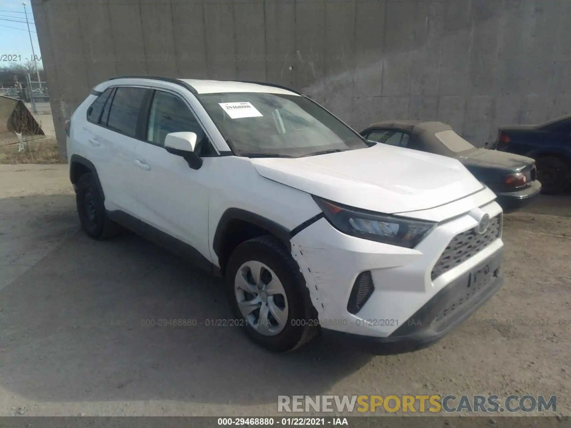 1 Photograph of a damaged car 2T3G1RFV7LC104098 TOYOTA RAV4 2020