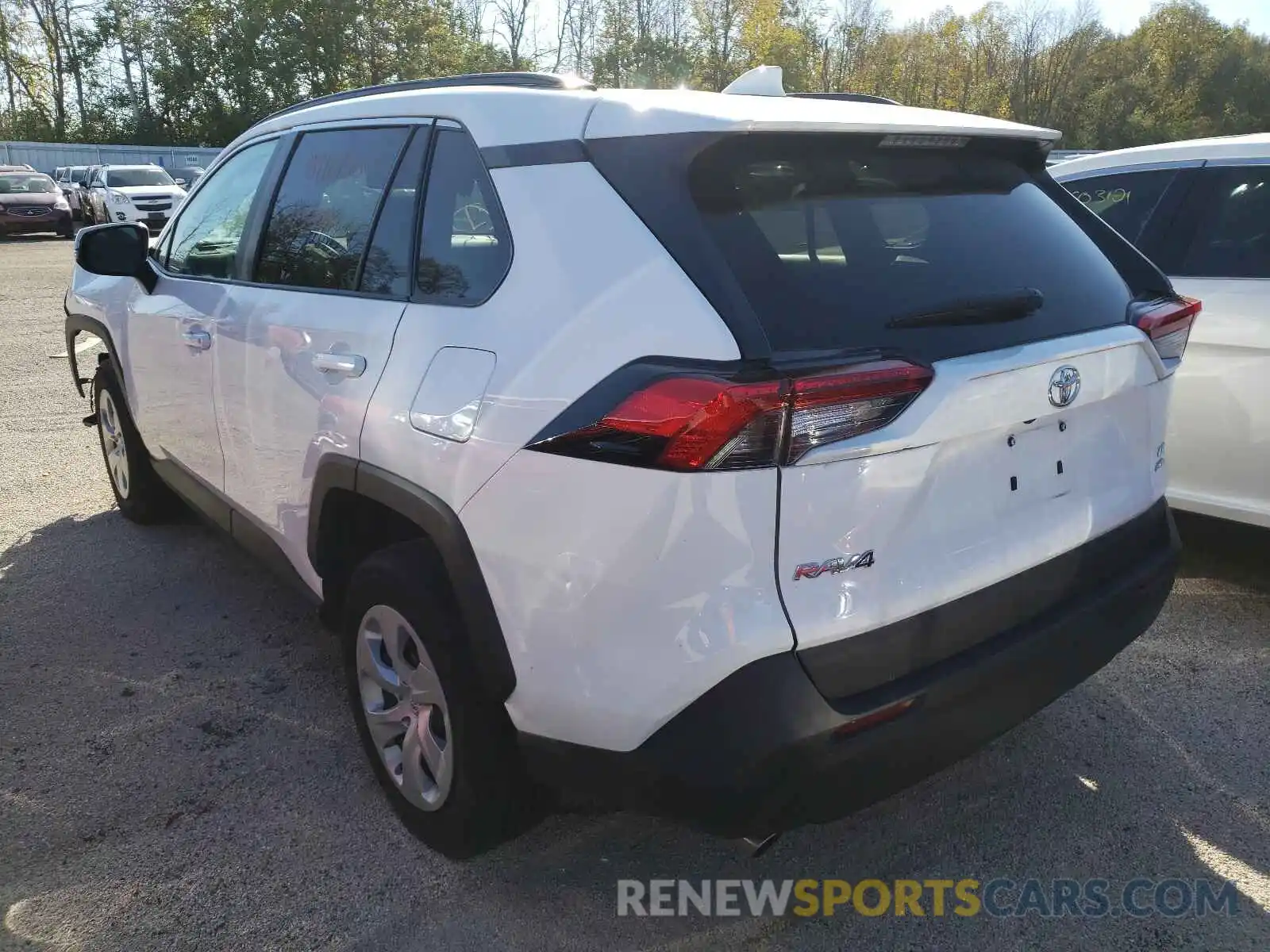 3 Photograph of a damaged car 2T3G1RFV7LC114436 TOYOTA RAV4 2020