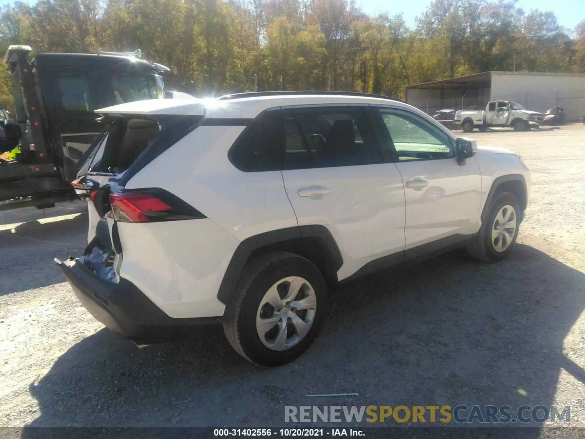 4 Photograph of a damaged car 2T3G1RFV7LC122598 TOYOTA RAV4 2020