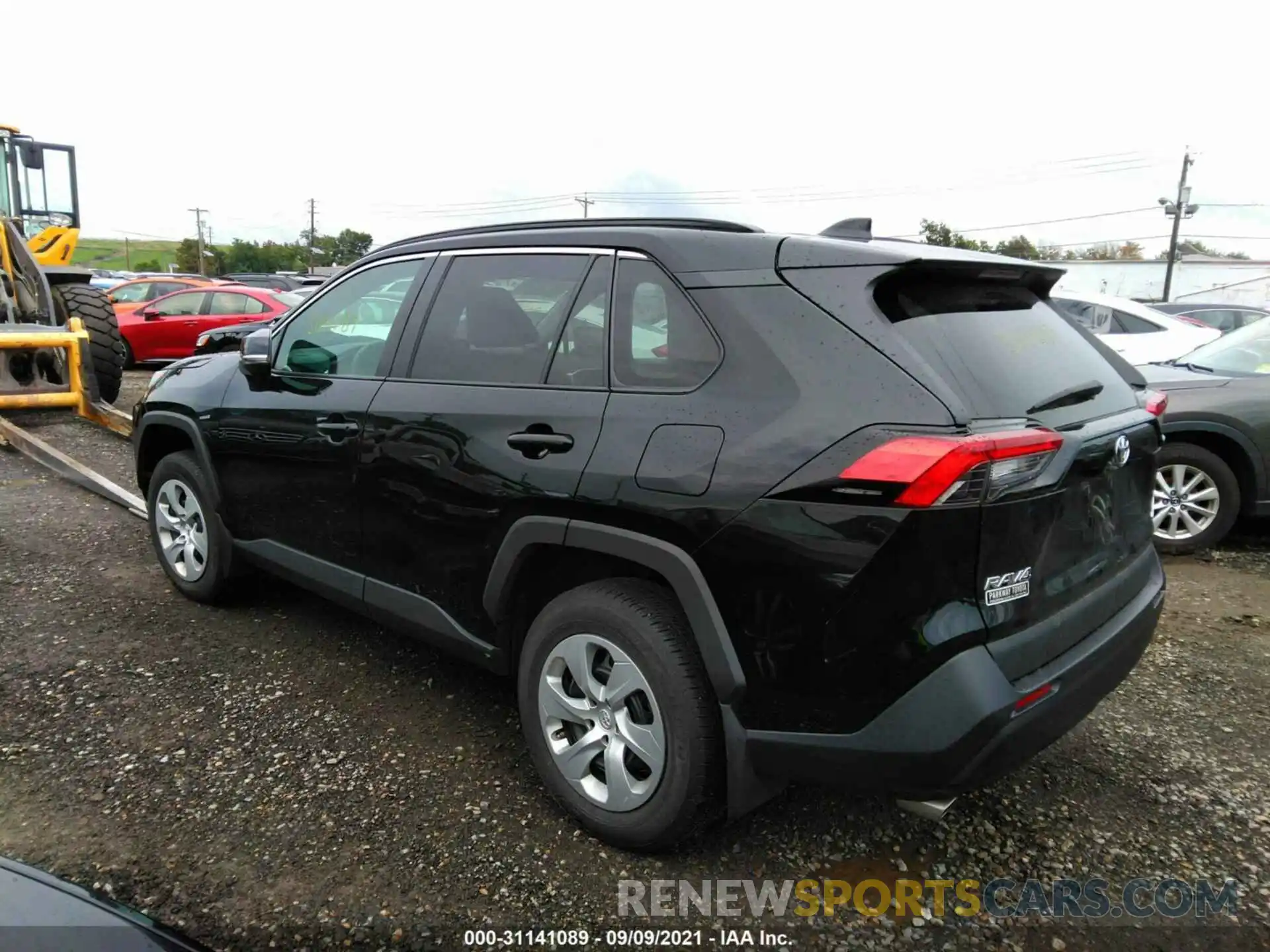 3 Фотография поврежденного автомобиля 2T3G1RFV7LW101068 TOYOTA RAV4 2020