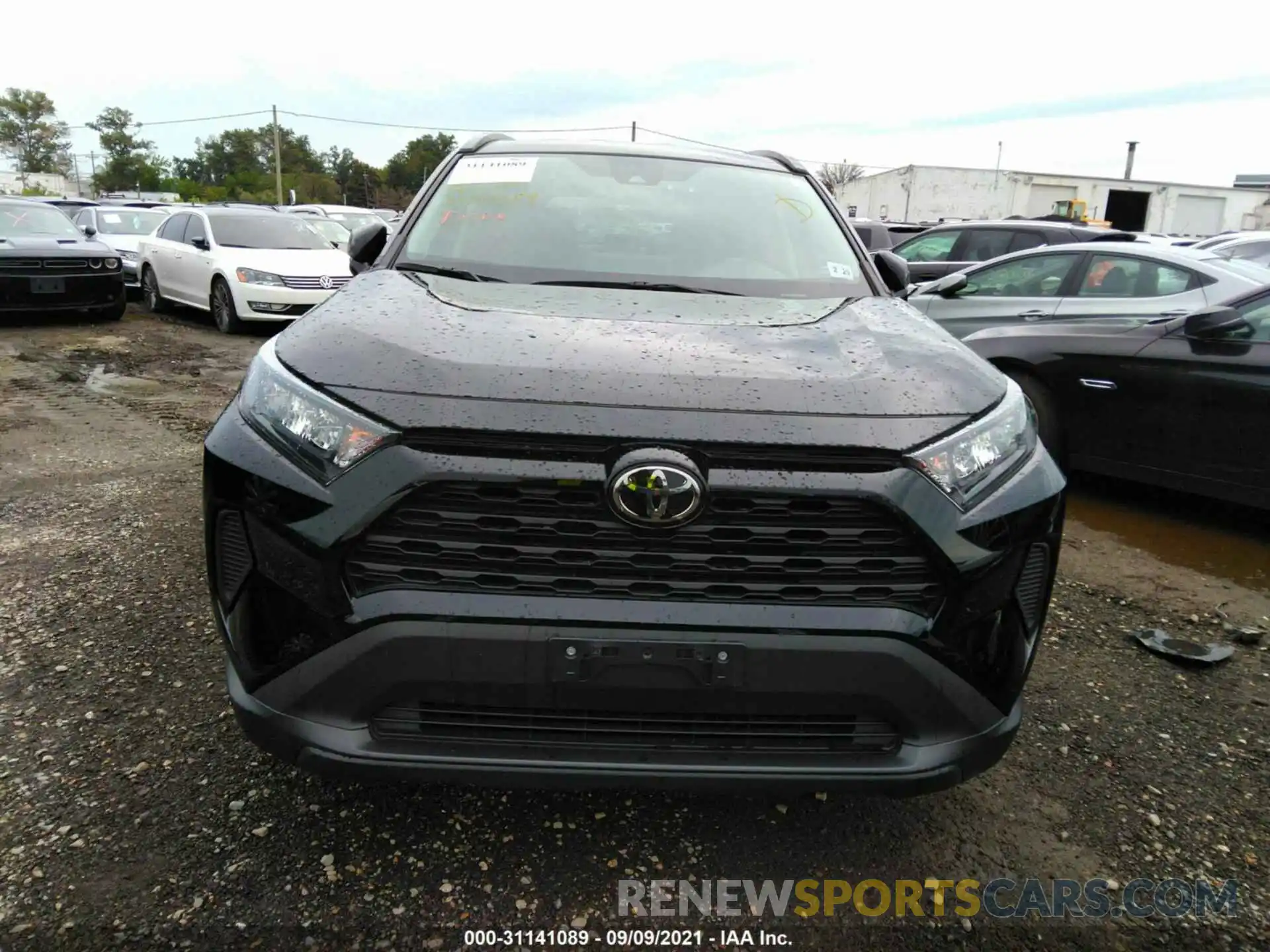 6 Photograph of a damaged car 2T3G1RFV7LW101068 TOYOTA RAV4 2020