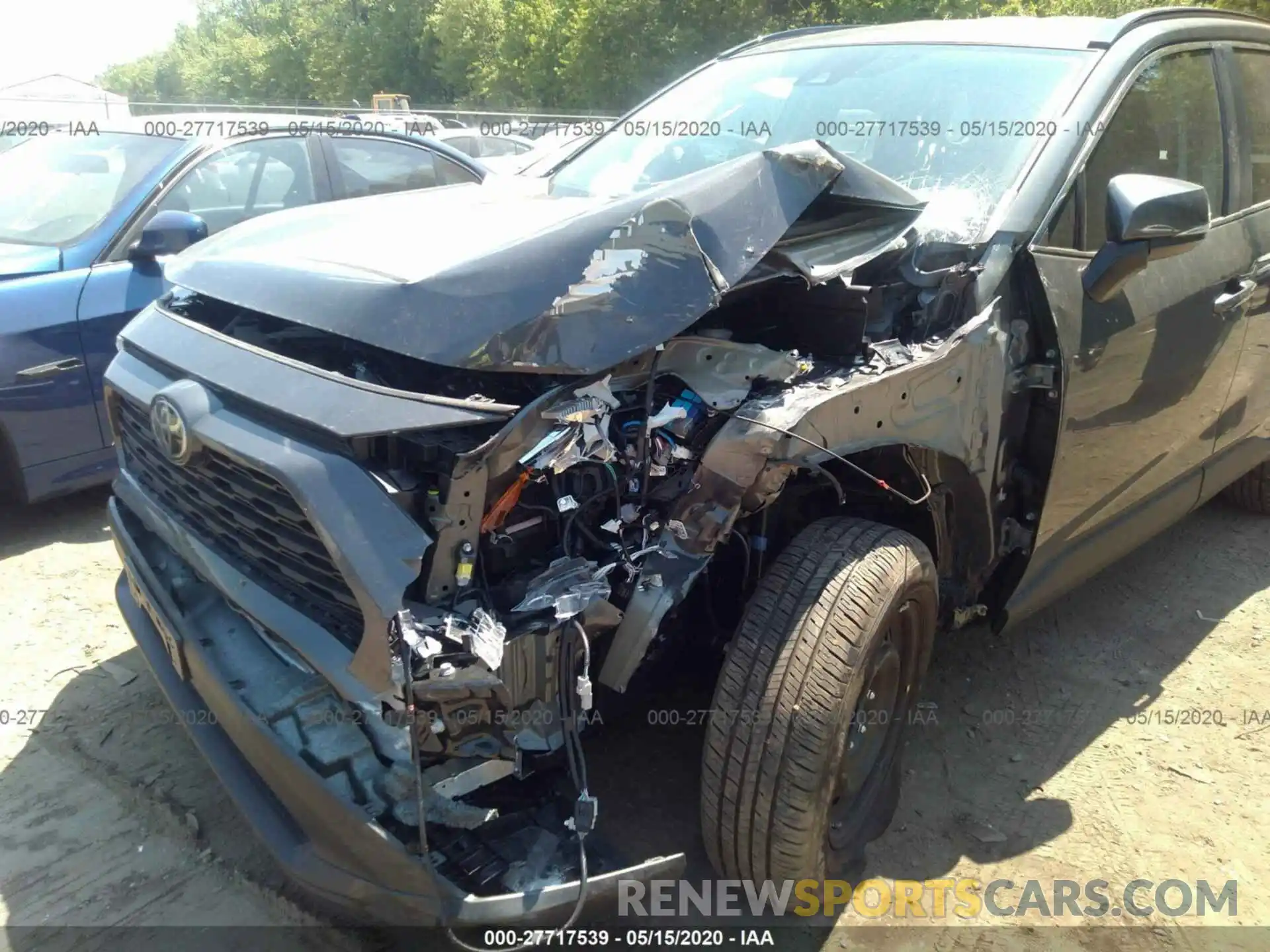 6 Photograph of a damaged car 2T3G1RFV7LW101877 TOYOTA RAV4 2020