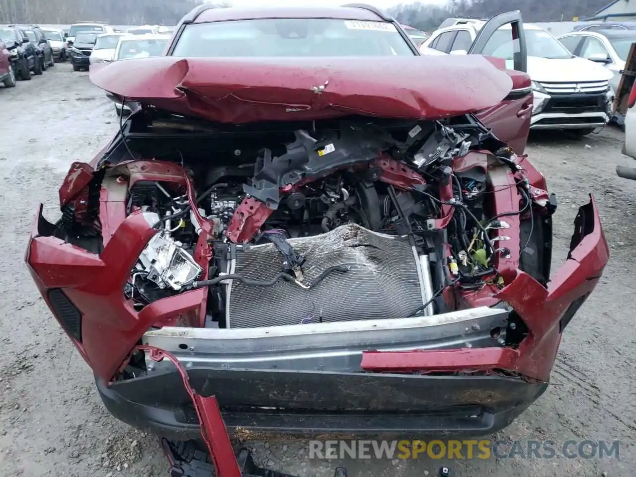 7 Photograph of a damaged car 2T3G1RFV7LW122146 TOYOTA RAV4 2020