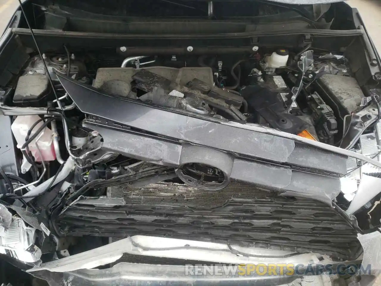 7 Фотография поврежденного автомобиля 2T3G1RFV8LC135831 TOYOTA RAV4 2020