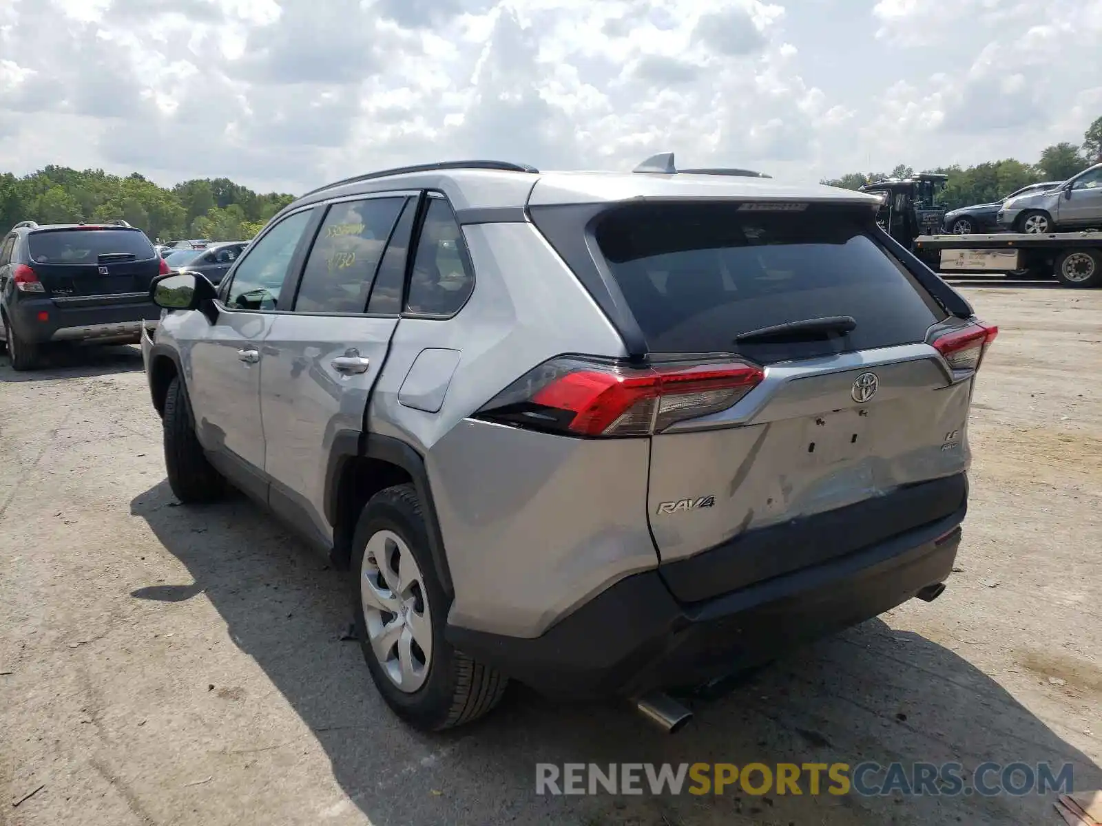 3 Photograph of a damaged car 2T3G1RFV8LW114198 TOYOTA RAV4 2020