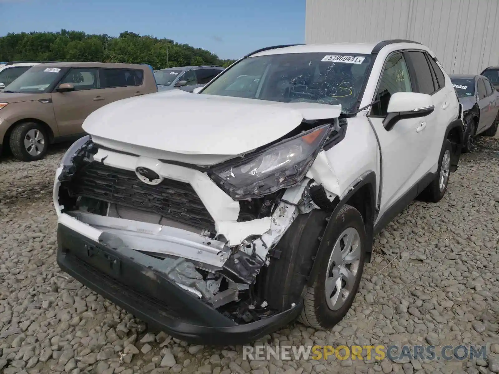 2 Photograph of a damaged car 2T3G1RFV8LW130479 TOYOTA RAV4 2020