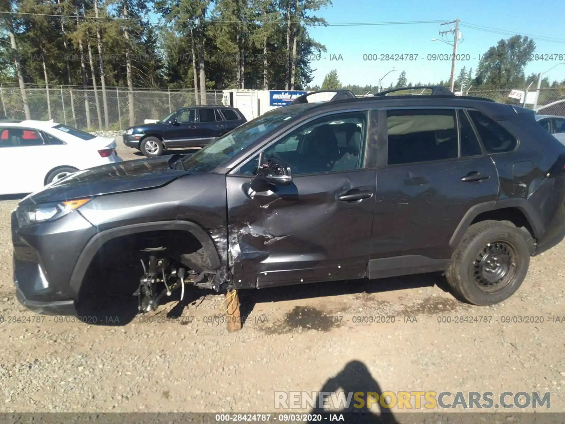 6 Photograph of a damaged car 2T3G1RFV9LC063490 TOYOTA RAV4 2020