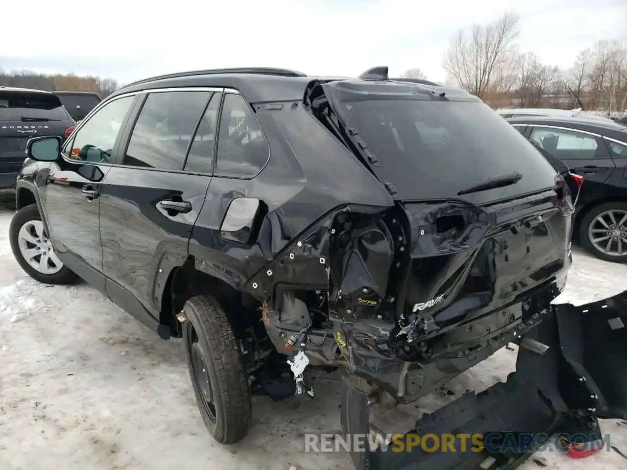 3 Photograph of a damaged car 2T3G1RFV9LC121632 TOYOTA RAV4 2020