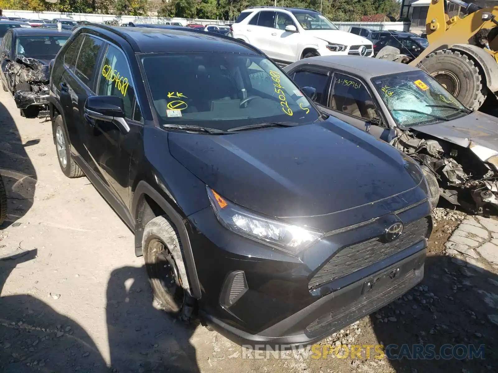 1 Photograph of a damaged car 2T3G1RFV9LW089926 TOYOTA RAV4 2020