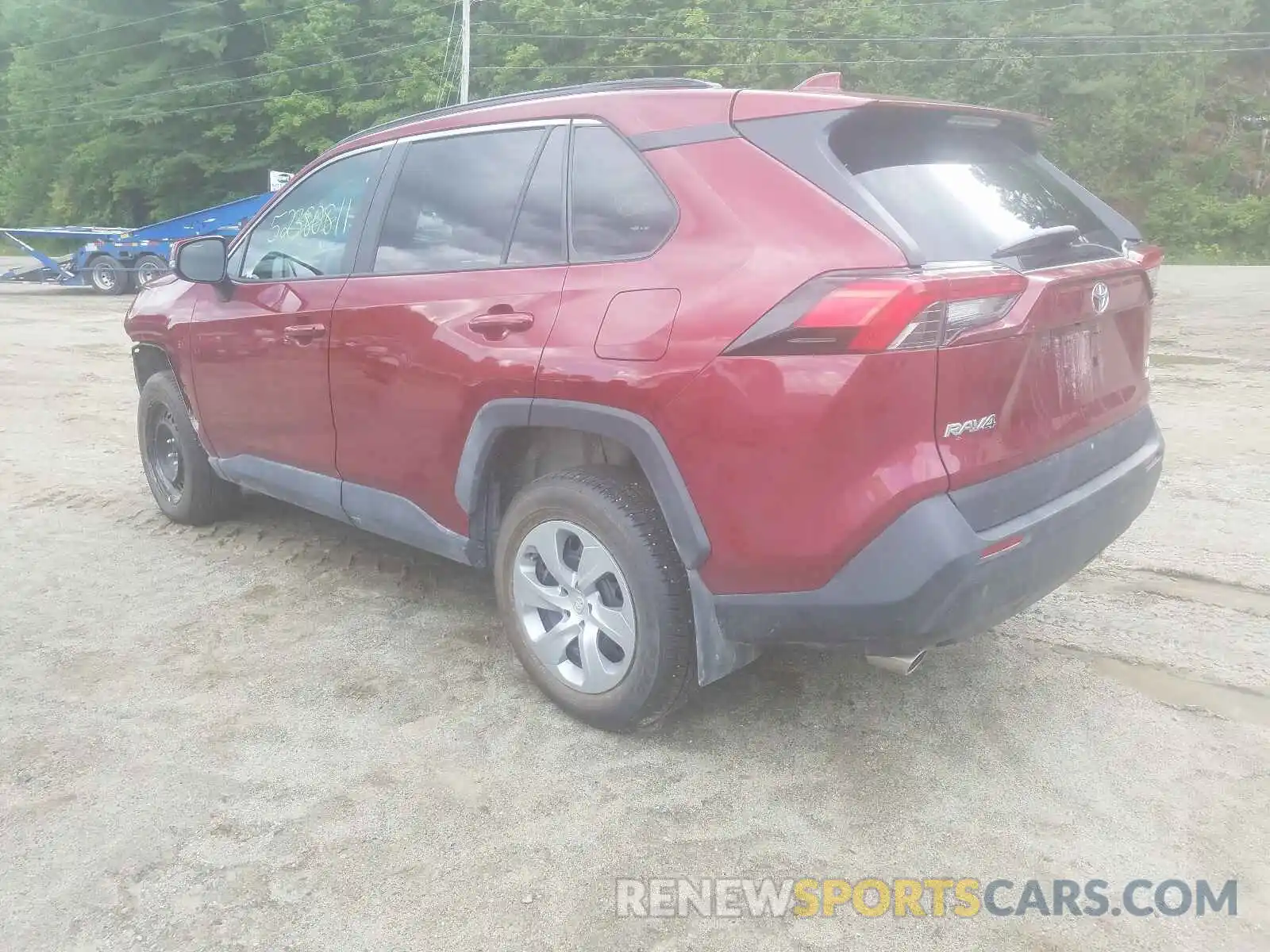 3 Photograph of a damaged car 2T3G1RFV9LW097380 TOYOTA RAV4 2020