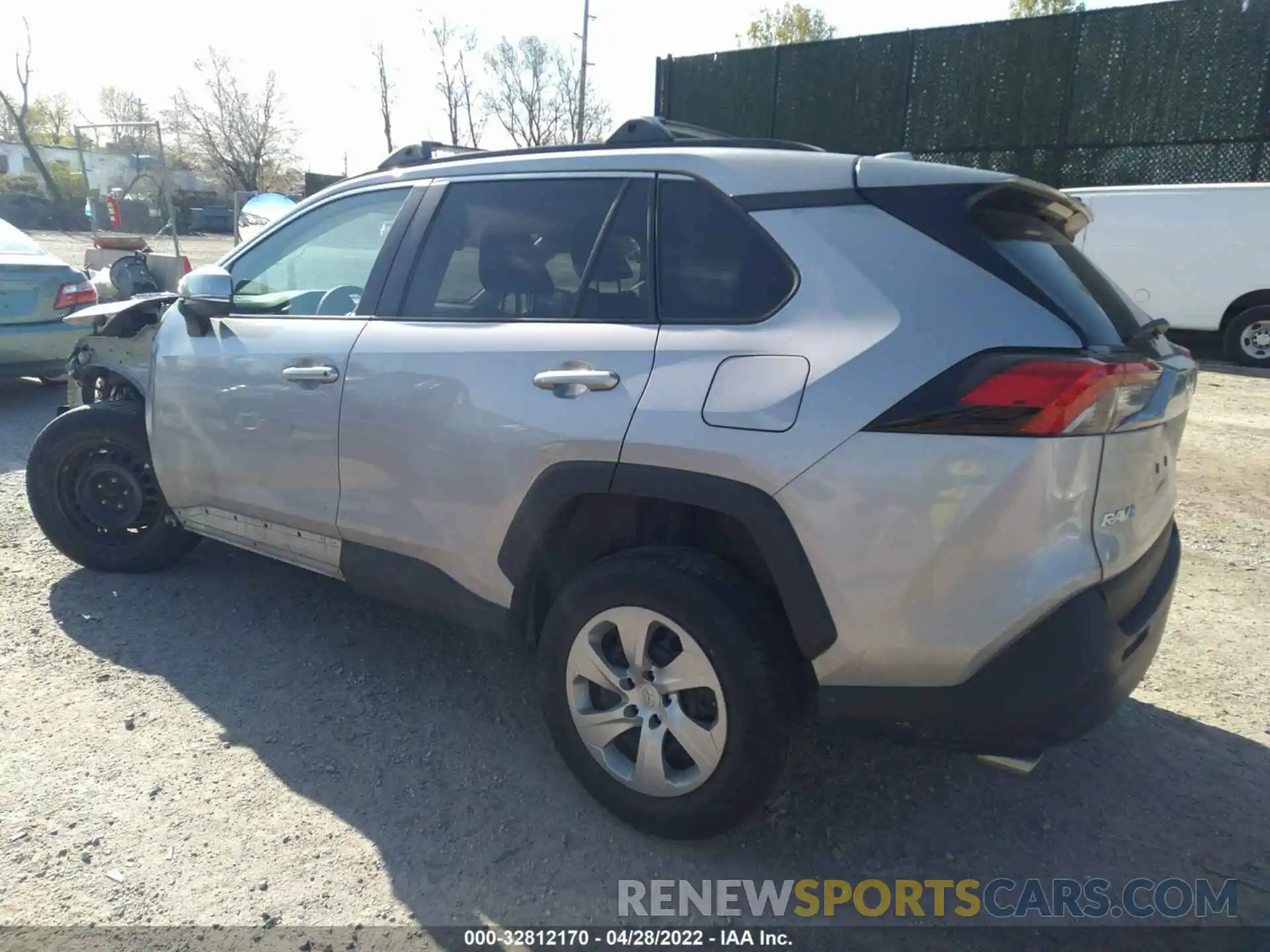 3 Photograph of a damaged car 2T3G1RFV9LW108152 TOYOTA RAV4 2020