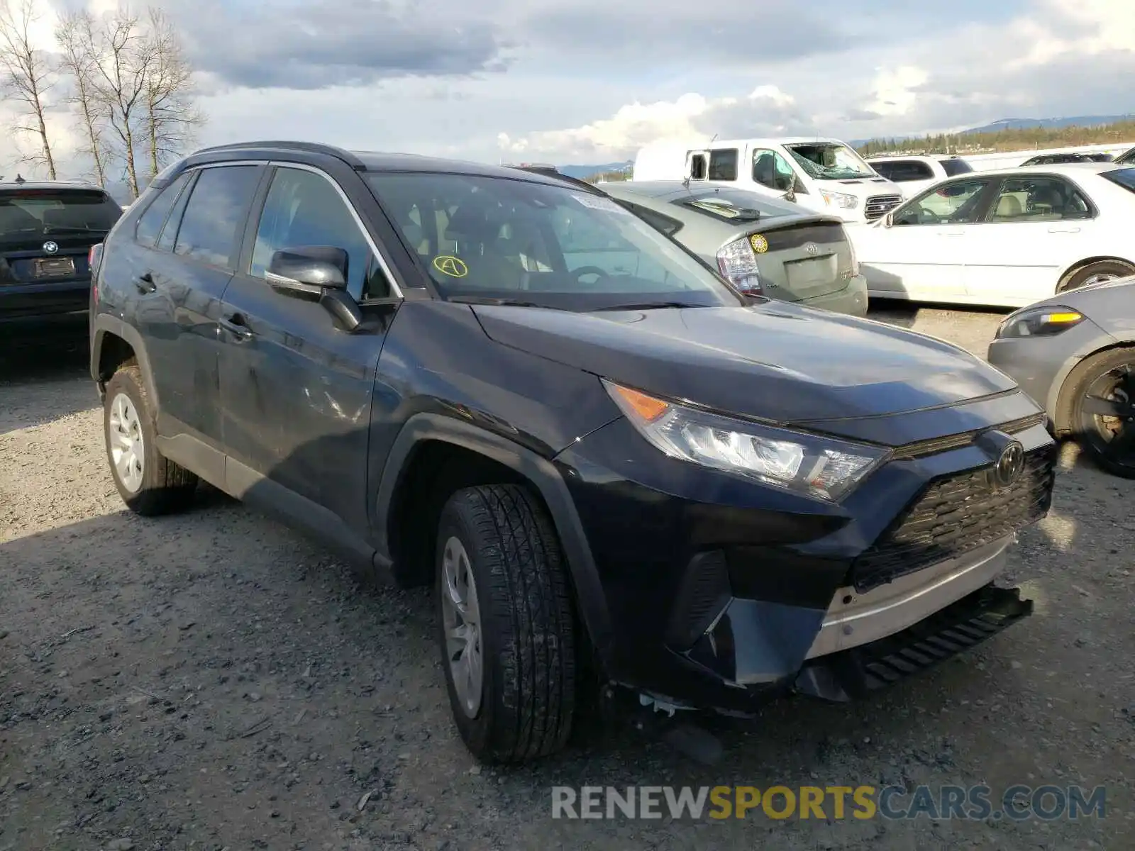 1 Photograph of a damaged car 2T3G1RFVXLC068293 TOYOTA RAV4 2020