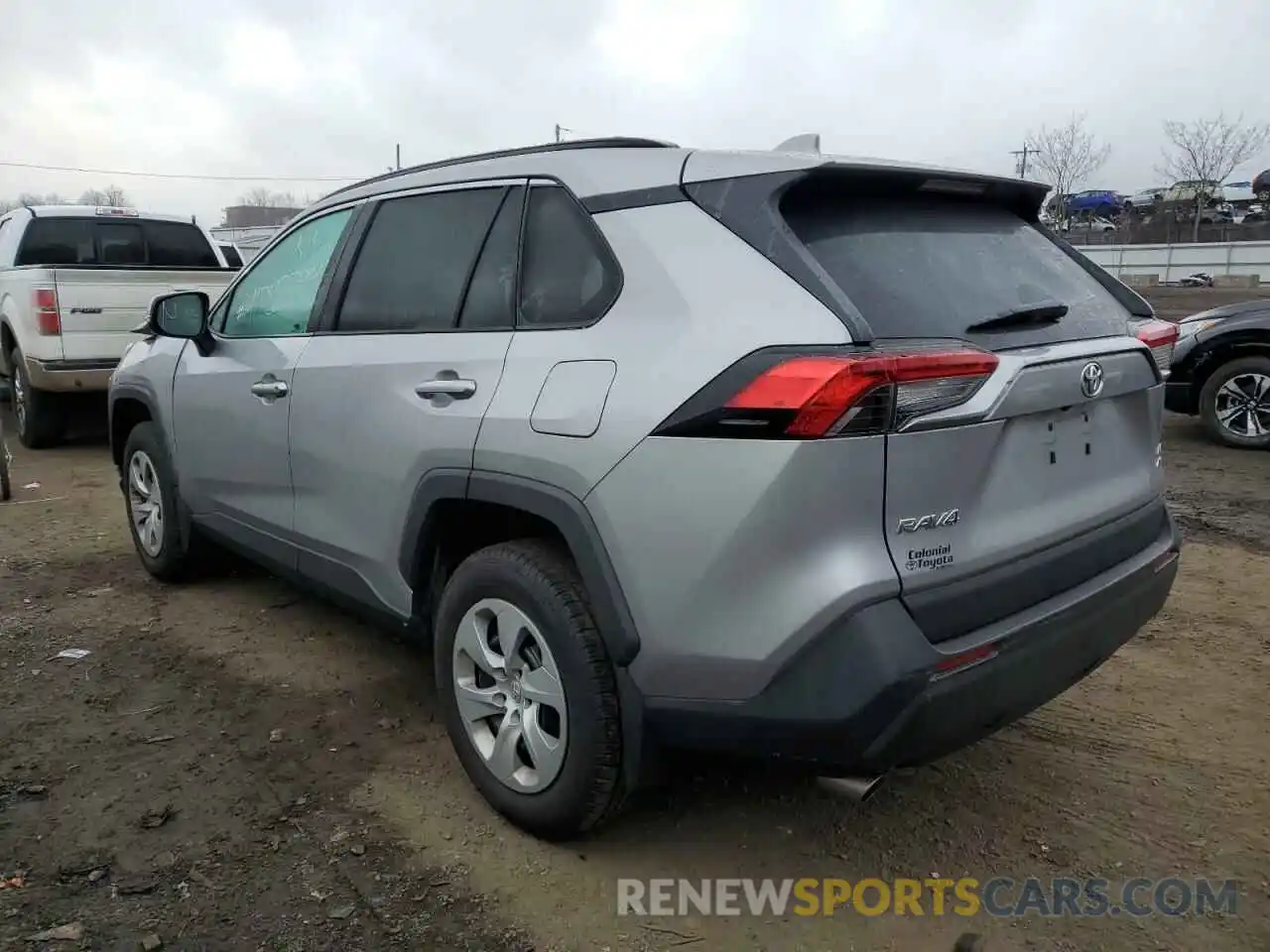 2 Photograph of a damaged car 2T3G1RFVXLC080668 TOYOTA RAV4 2020