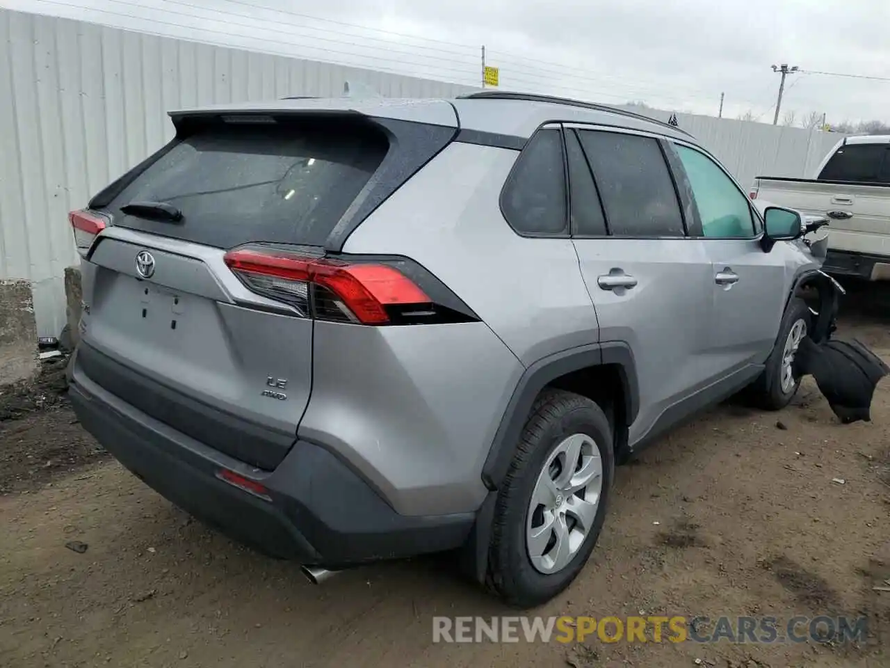 3 Photograph of a damaged car 2T3G1RFVXLC080668 TOYOTA RAV4 2020