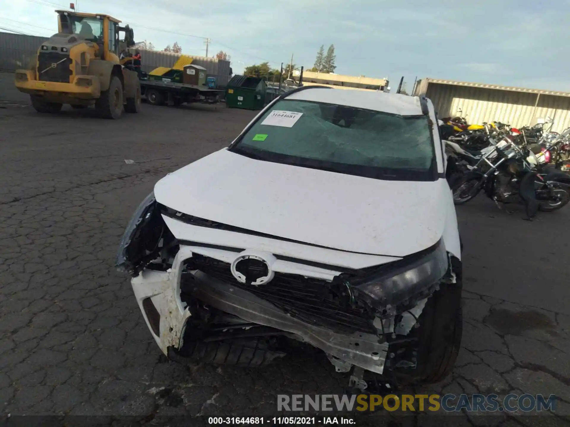 6 Photograph of a damaged car 2T3G1RFVXLC094389 TOYOTA RAV4 2020