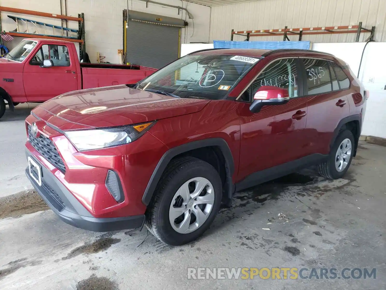 2 Photograph of a damaged car 2T3G1RFVXLC110350 TOYOTA RAV4 2020