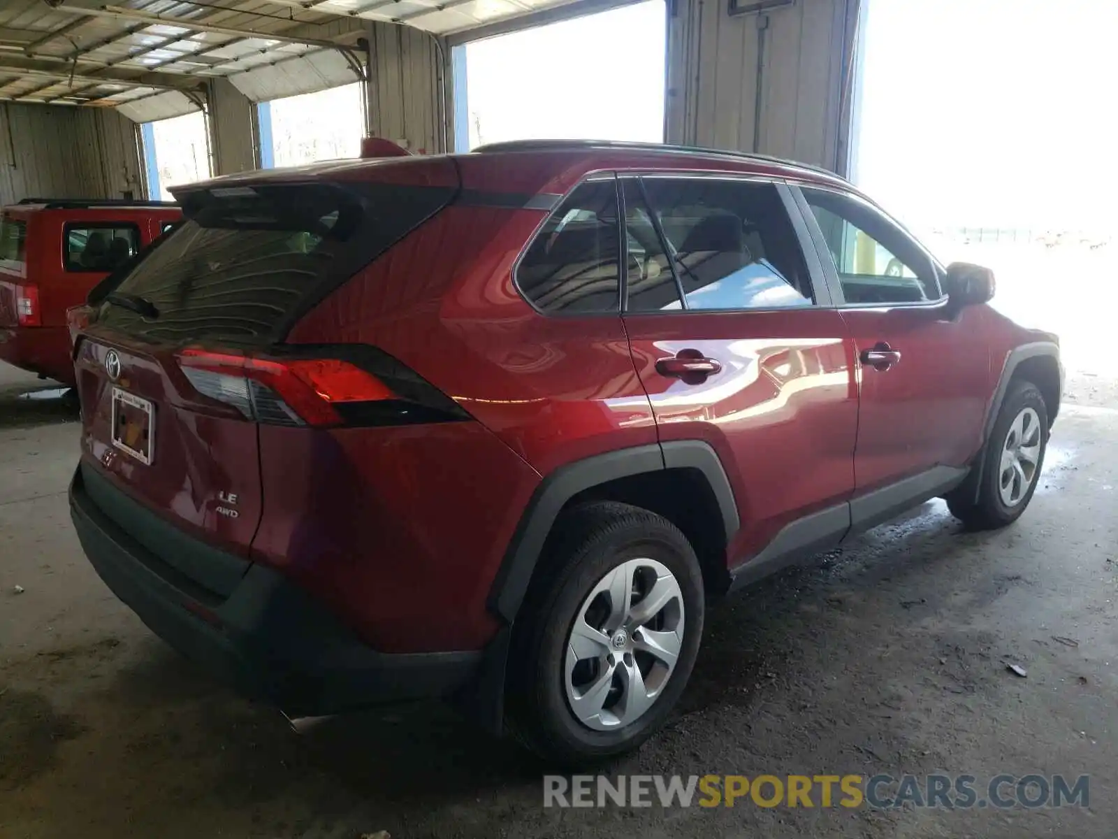 4 Photograph of a damaged car 2T3G1RFVXLC110350 TOYOTA RAV4 2020