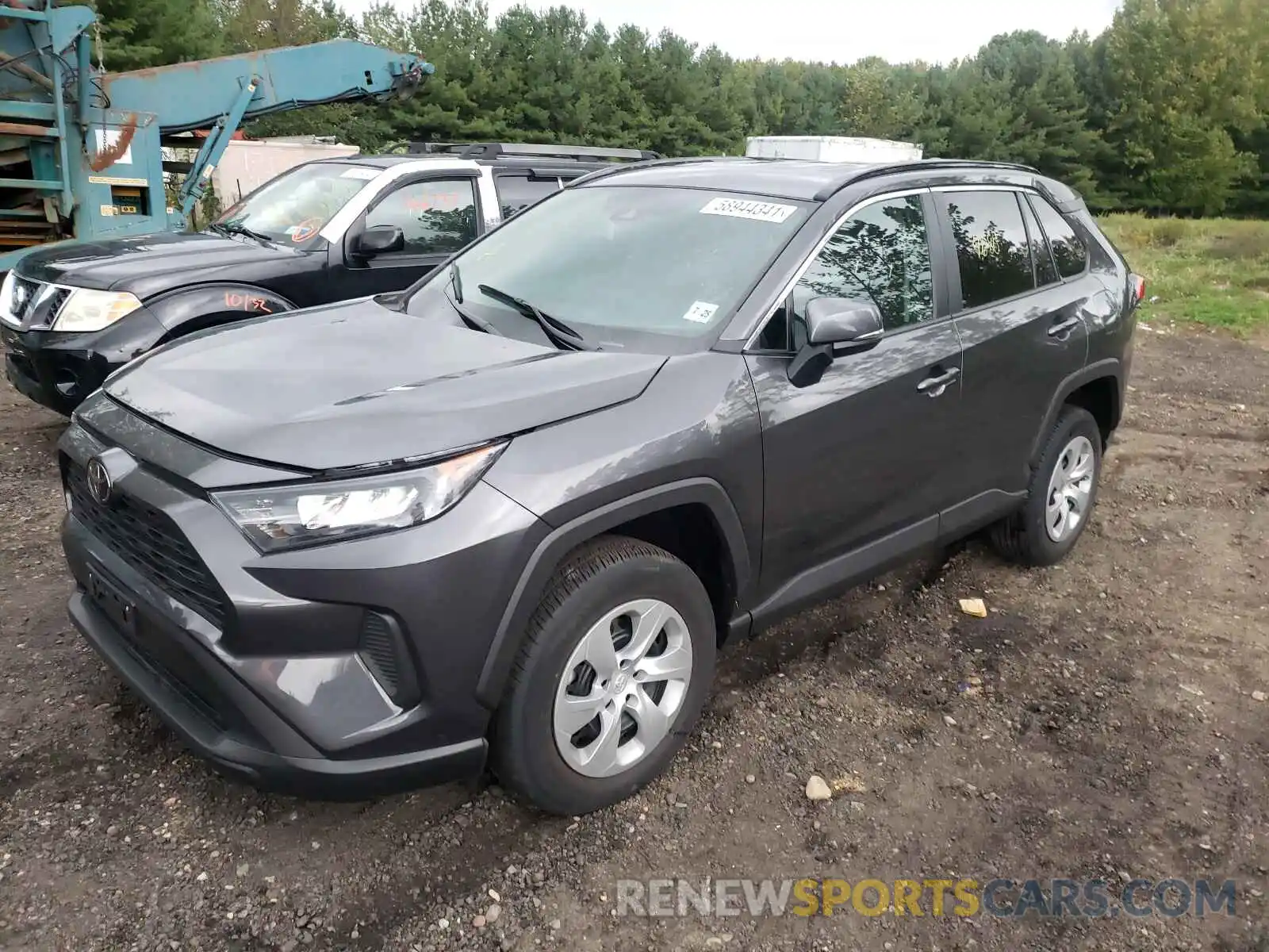 2 Photograph of a damaged car 2T3G1RFVXLW116809 TOYOTA RAV4 2020