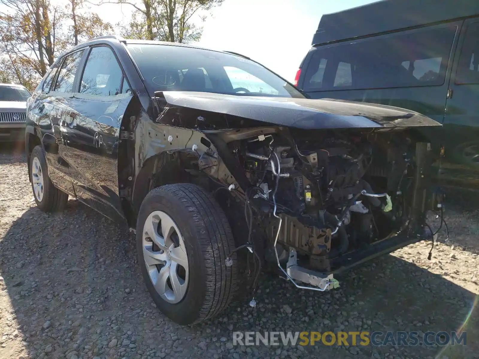 1 Photograph of a damaged car 2T3G1RFVXLW124909 TOYOTA RAV4 2020