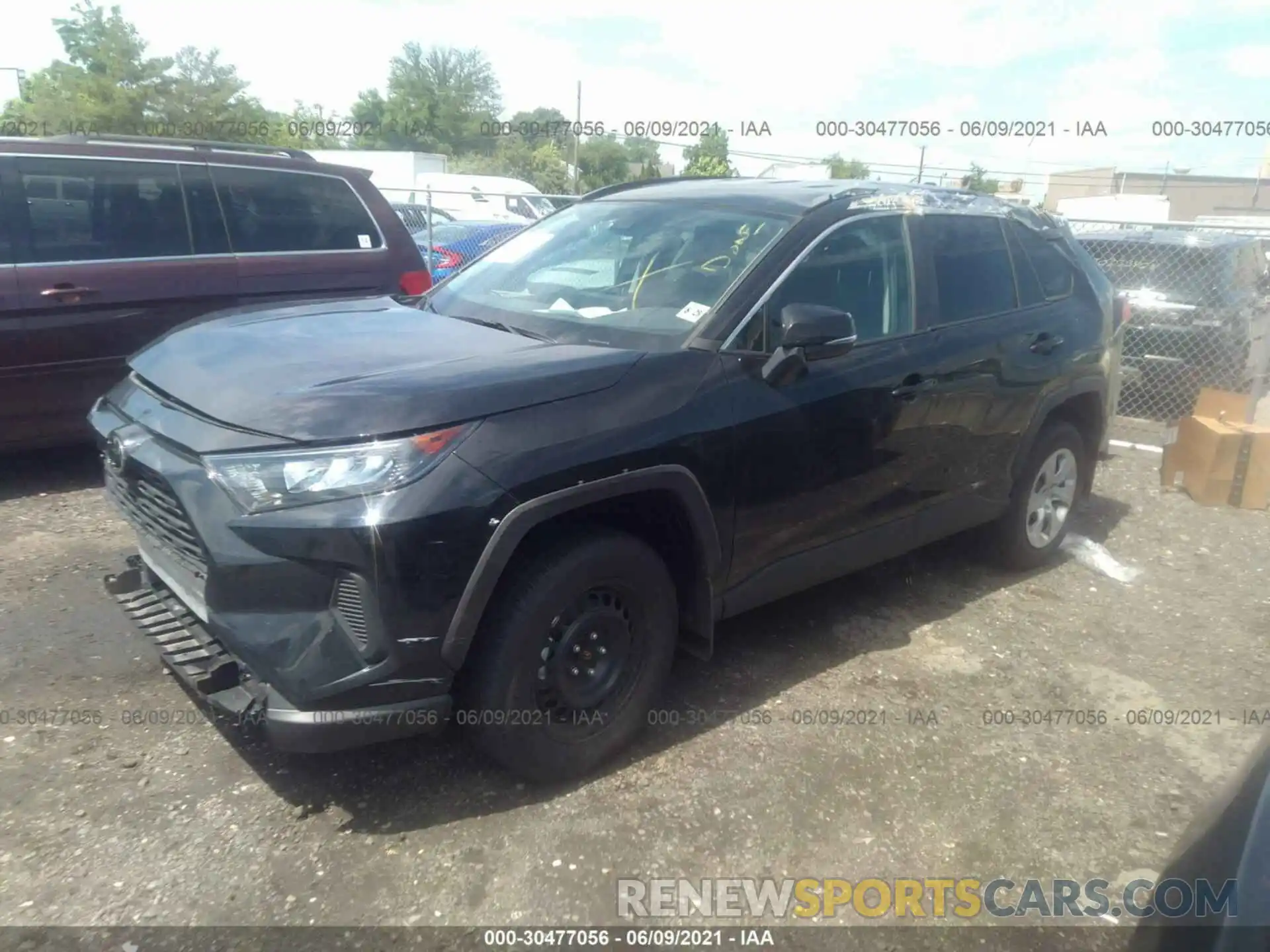 2 Фотография поврежденного автомобиля 2T3G1RFVXLW128877 TOYOTA RAV4 2020