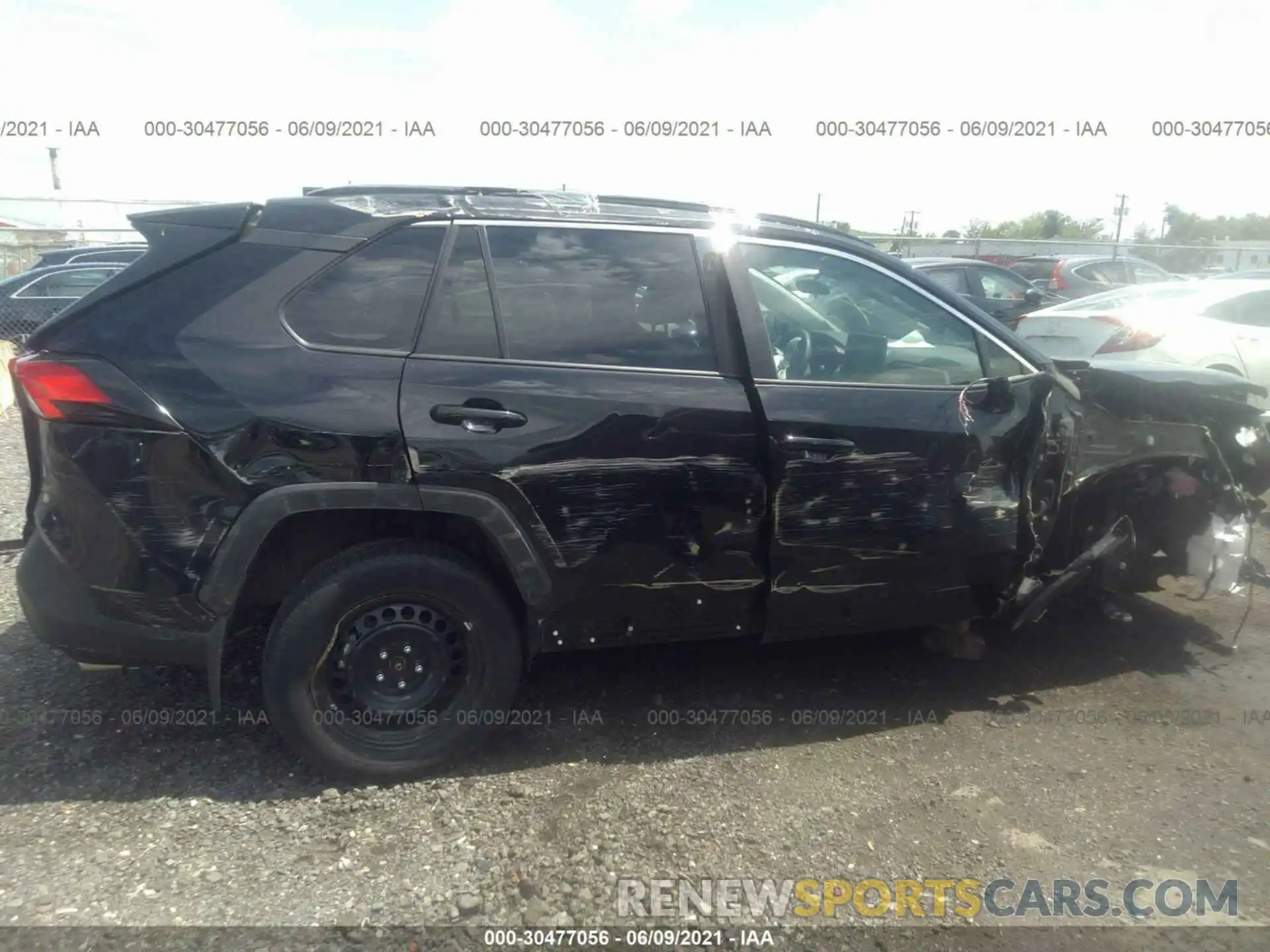 6 Photograph of a damaged car 2T3G1RFVXLW128877 TOYOTA RAV4 2020