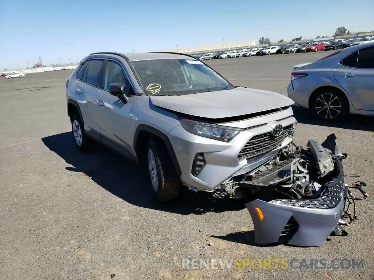 1 Photograph of a damaged car 2T3H1RFV0LC033461 TOYOTA RAV4 2020