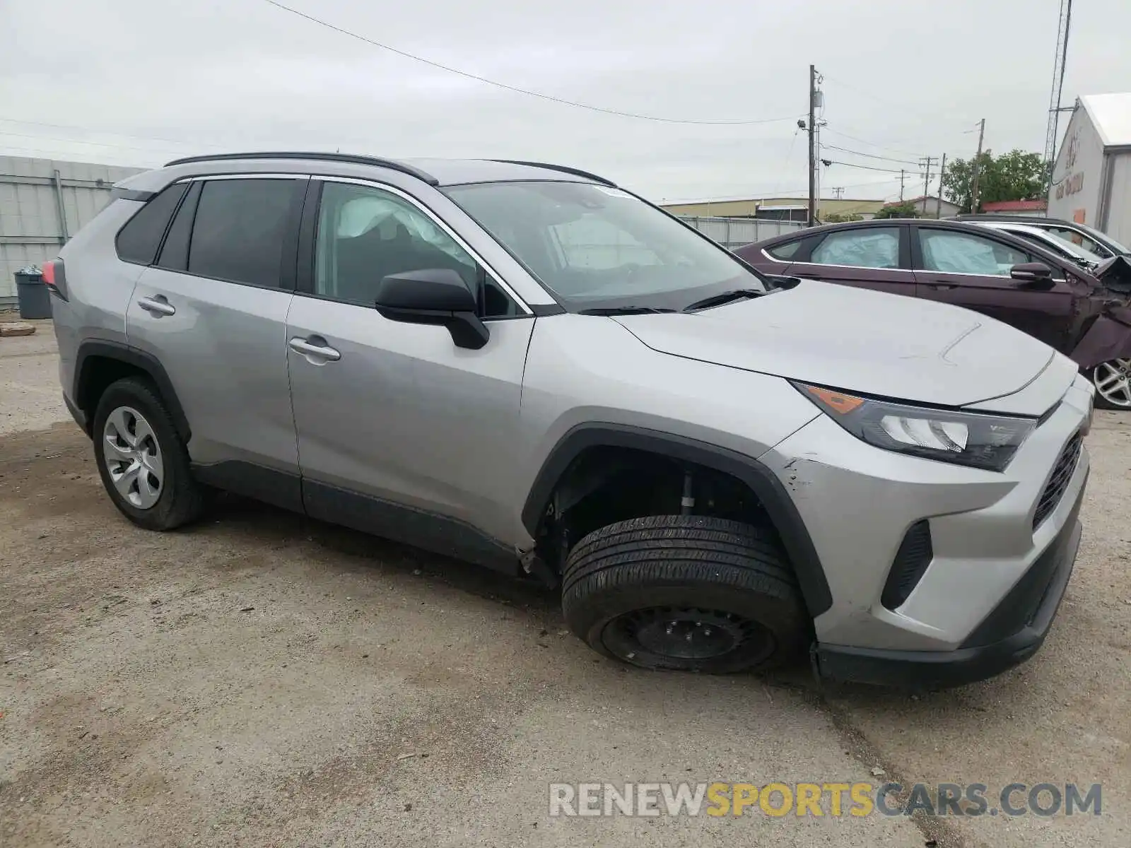 9 Photograph of a damaged car 2T3H1RFV0LC037929 TOYOTA RAV4 2020