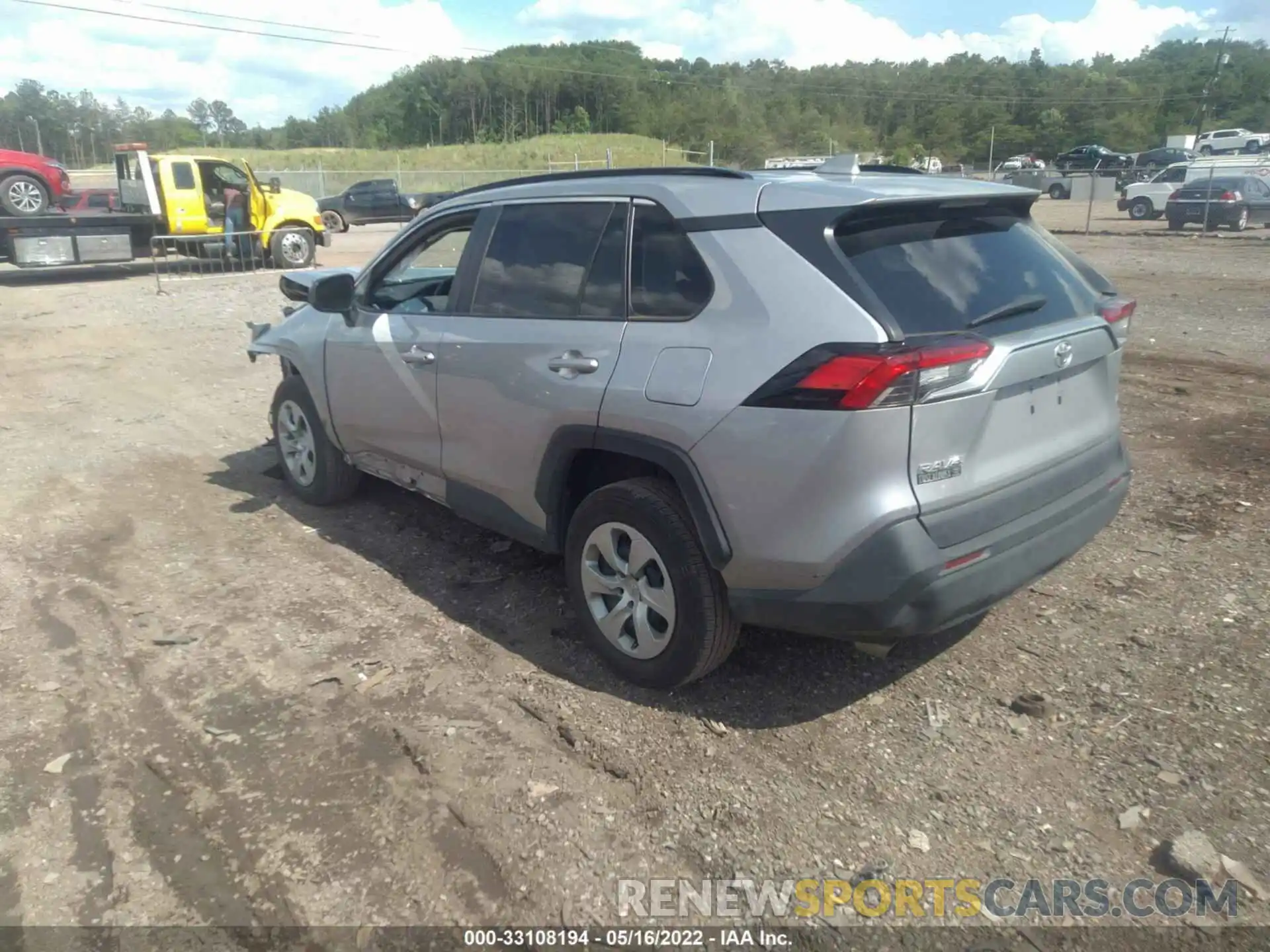 3 Фотография поврежденного автомобиля 2T3H1RFV0LC039356 TOYOTA RAV4 2020