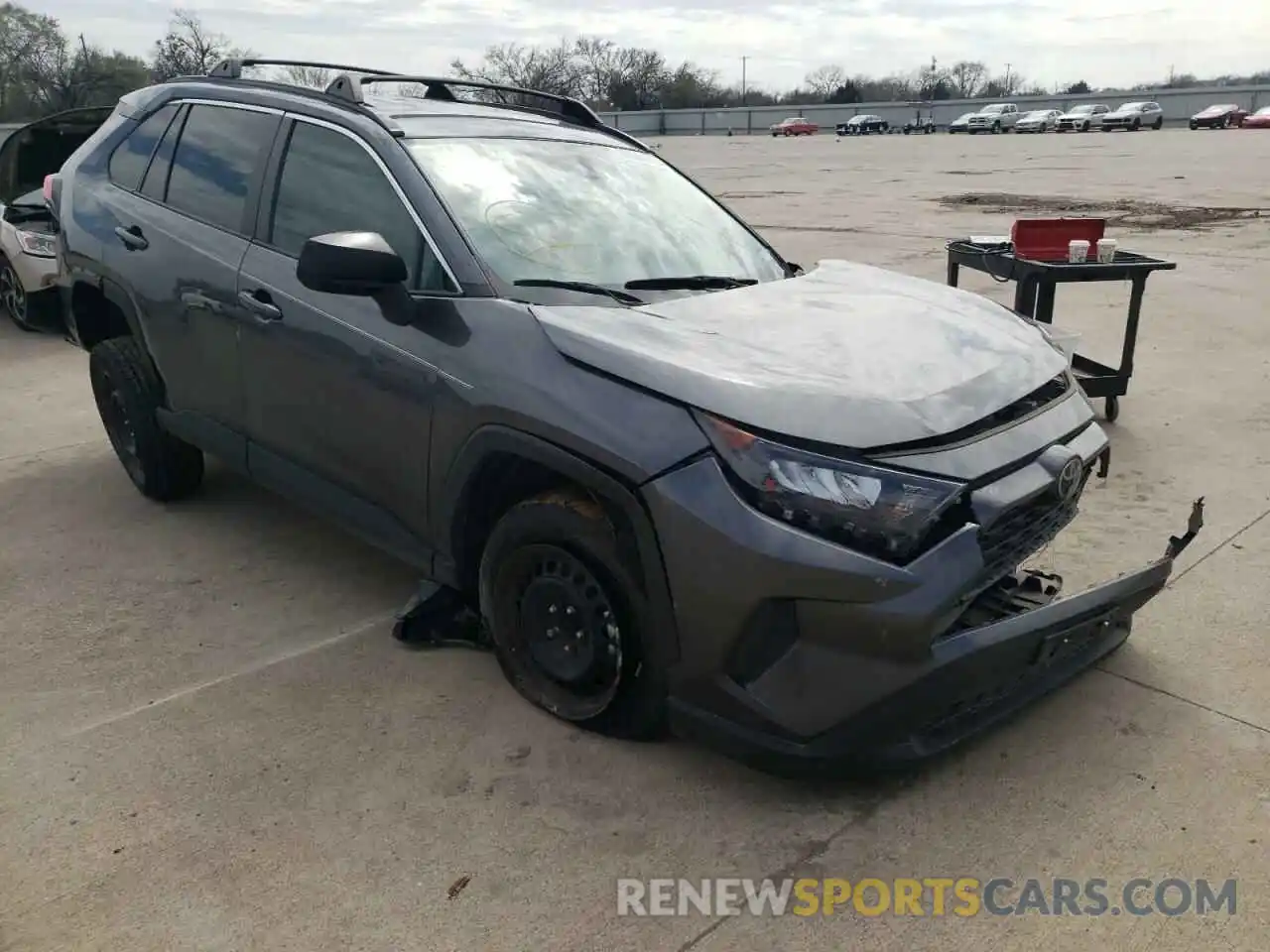 1 Photograph of a damaged car 2T3H1RFV0LC043052 TOYOTA RAV4 2020