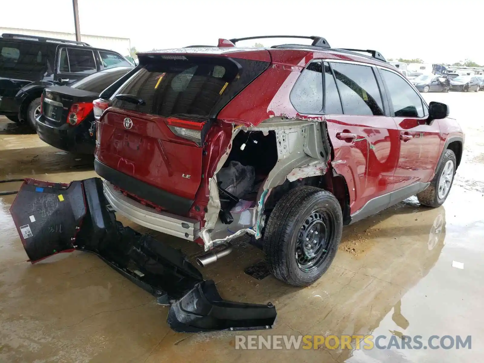 4 Photograph of a damaged car 2T3H1RFV0LC045772 TOYOTA RAV4 2020