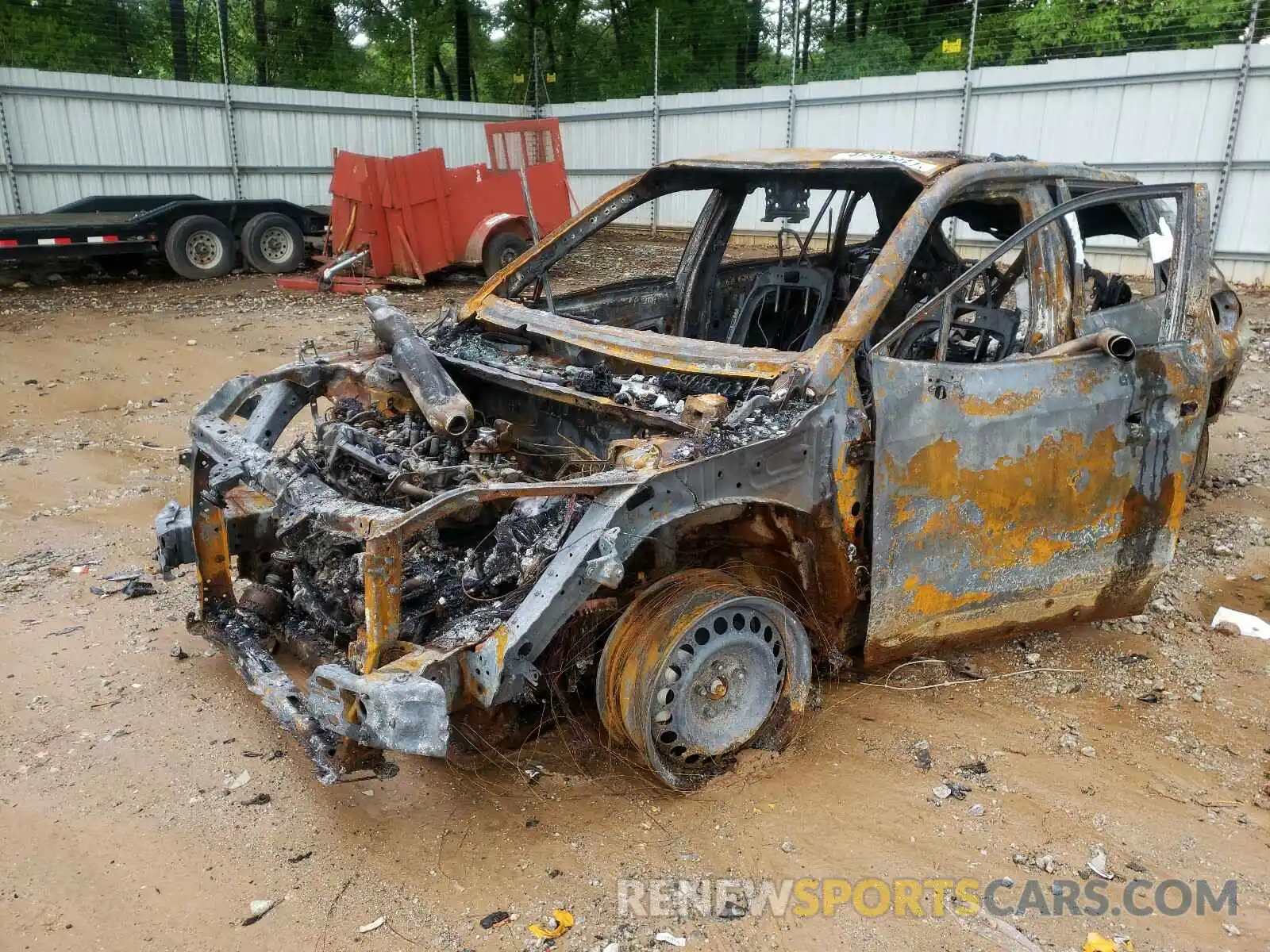 2 Photograph of a damaged car 2T3H1RFV0LC048820 TOYOTA RAV4 2020