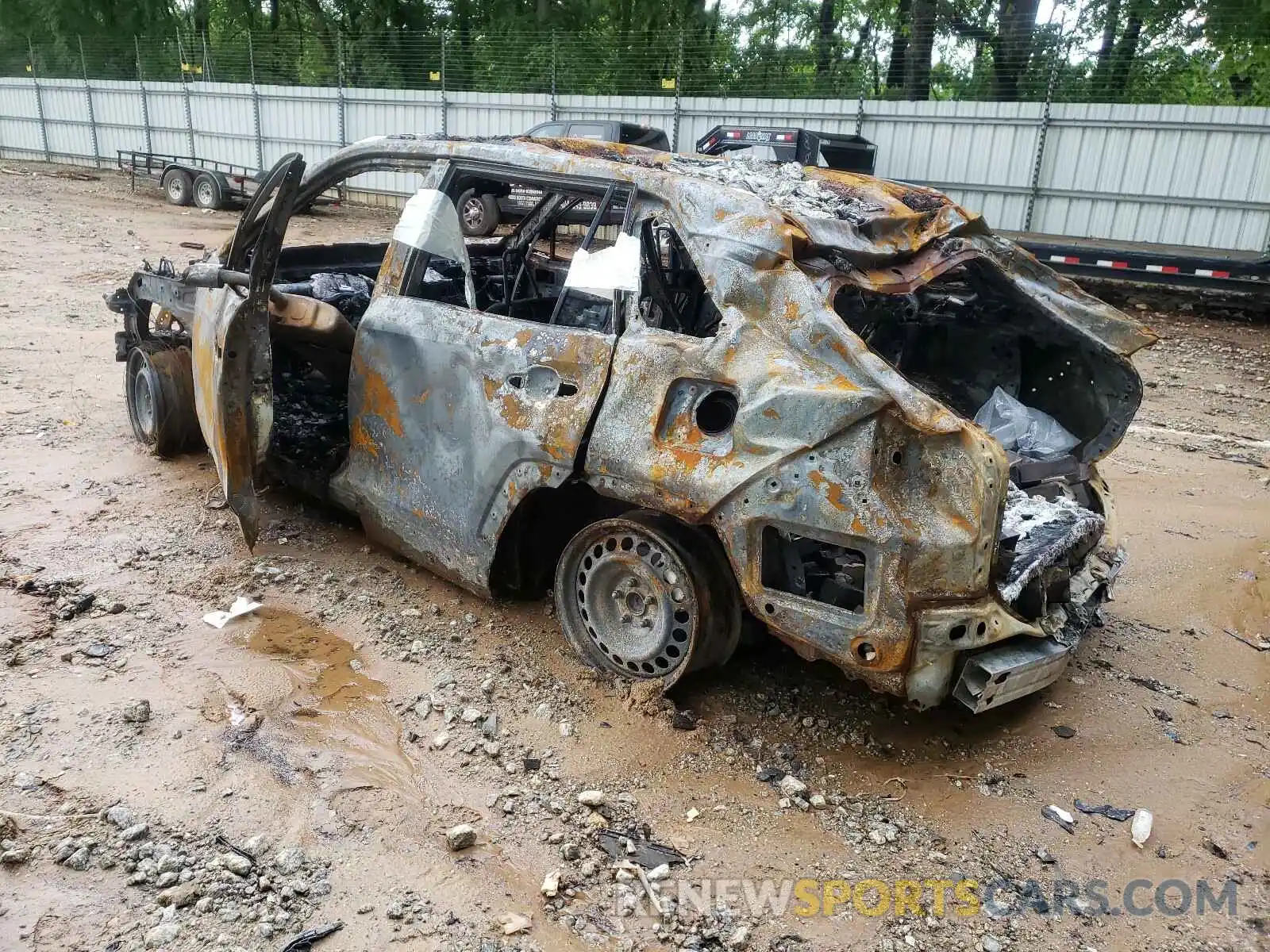 3 Photograph of a damaged car 2T3H1RFV0LC048820 TOYOTA RAV4 2020