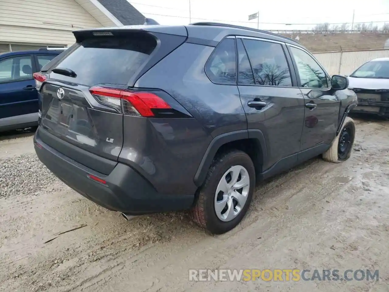 4 Photograph of a damaged car 2T3H1RFV0LC050714 TOYOTA RAV4 2020