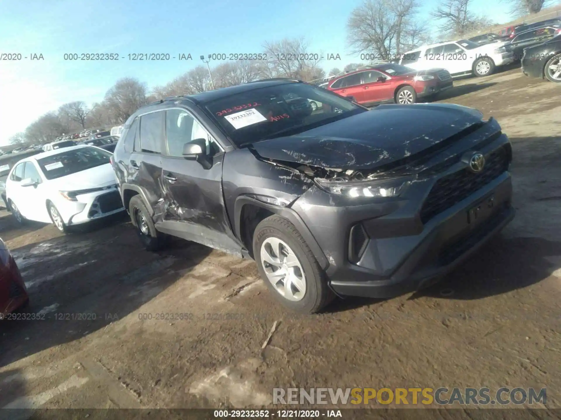 1 Photograph of a damaged car 2T3H1RFV0LC051894 TOYOTA RAV4 2020