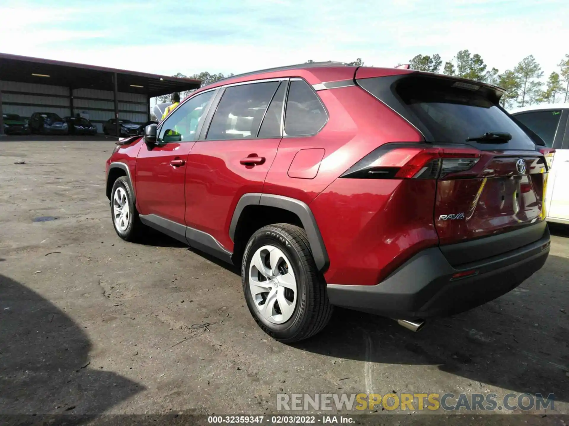 3 Photograph of a damaged car 2T3H1RFV0LC073474 TOYOTA RAV4 2020