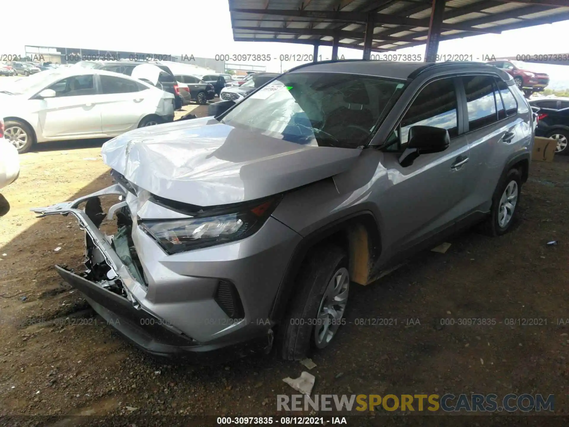 2 Photograph of a damaged car 2T3H1RFV0LW063333 TOYOTA RAV4 2020