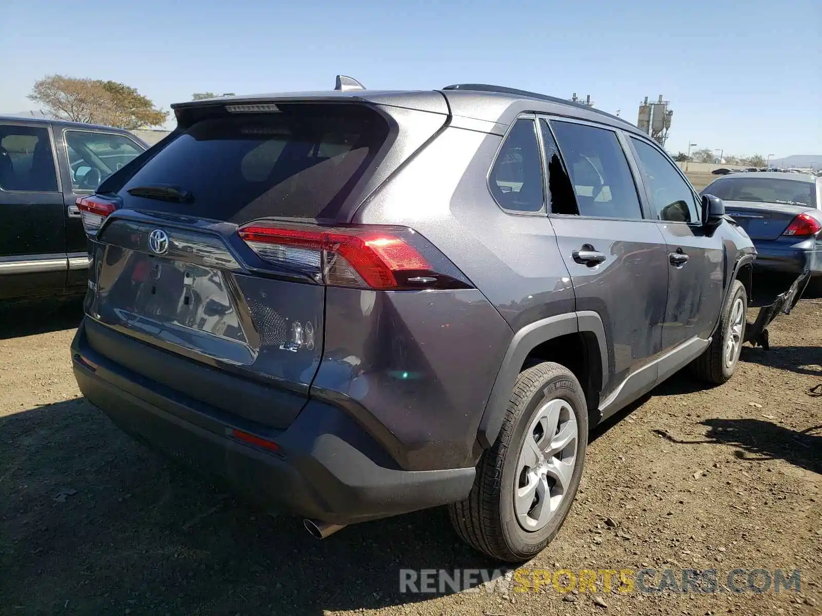 4 Photograph of a damaged car 2T3H1RFV0LW079838 TOYOTA RAV4 2020