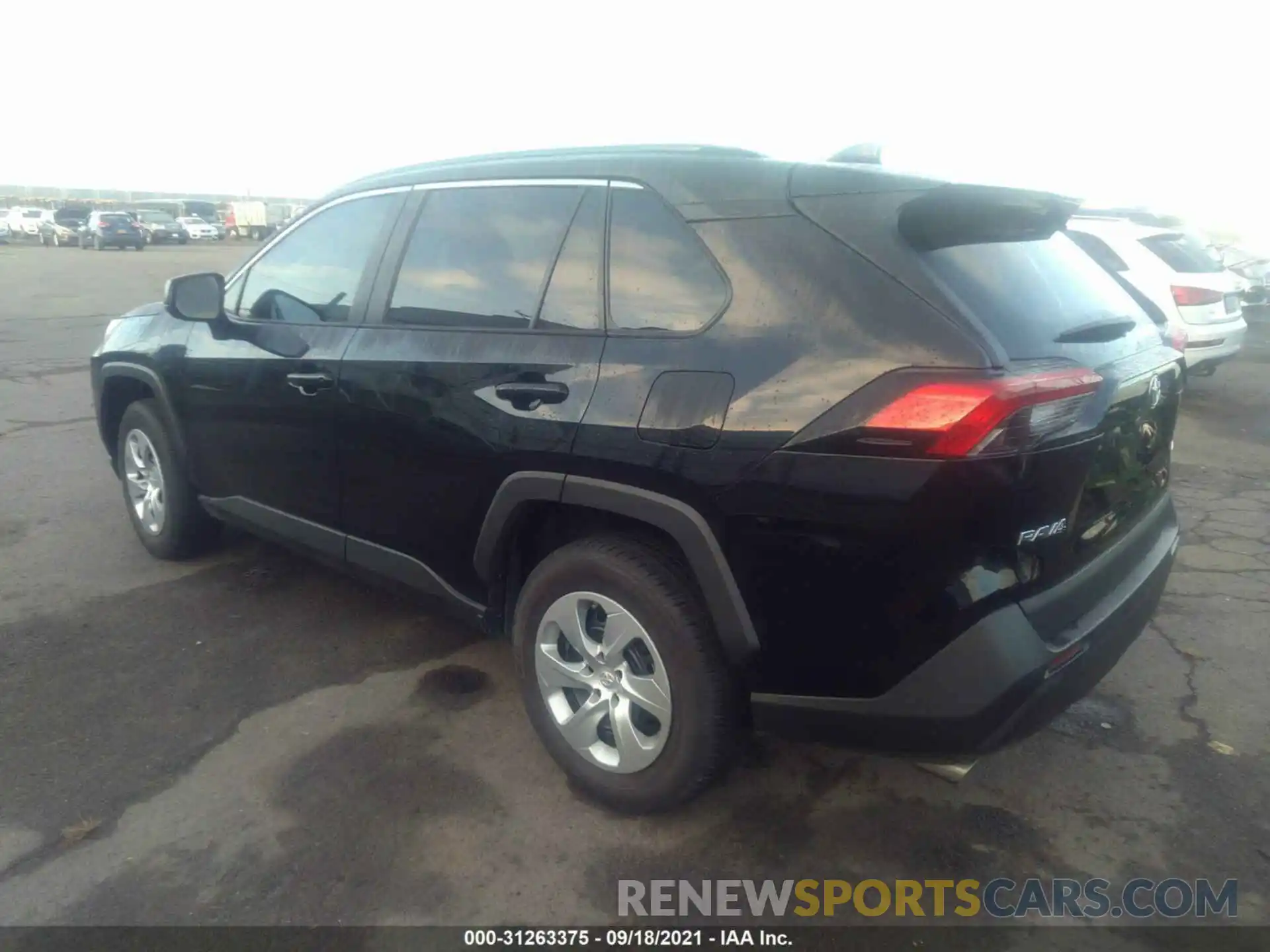 3 Photograph of a damaged car 2T3H1RFV0LW086692 TOYOTA RAV4 2020