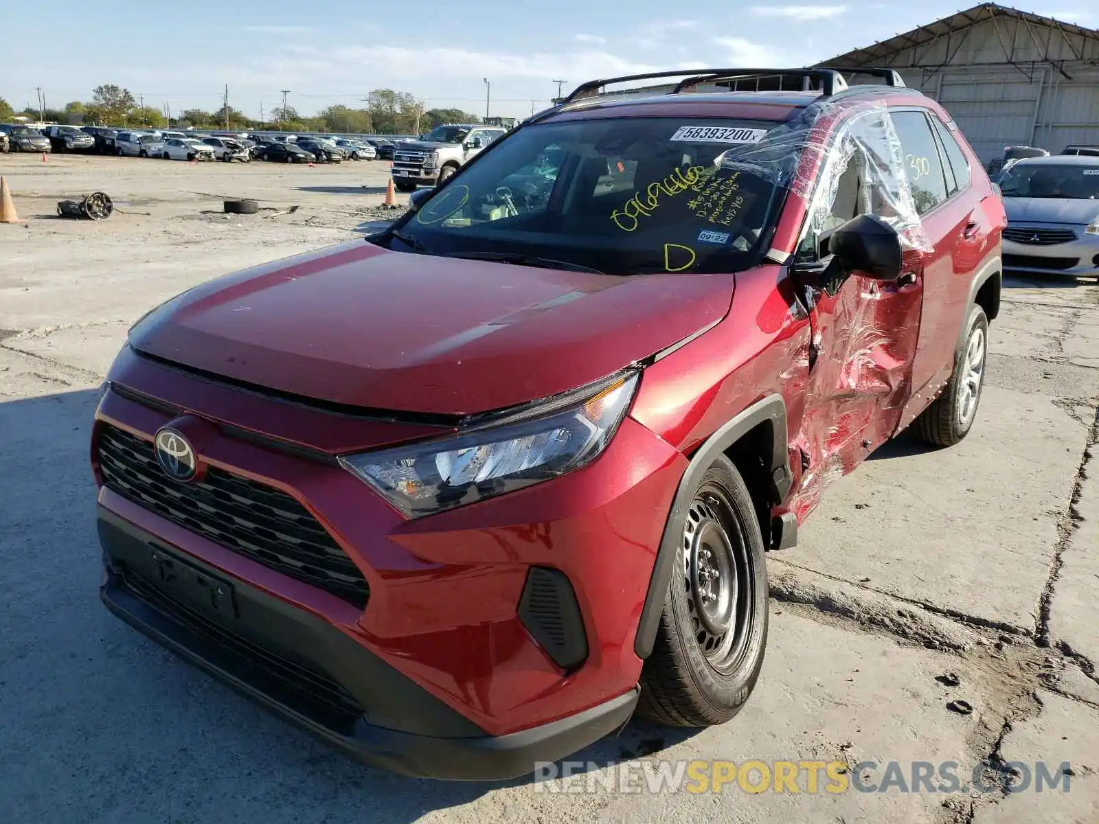 2 Фотография поврежденного автомобиля 2T3H1RFV0LW096946 TOYOTA RAV4 2020