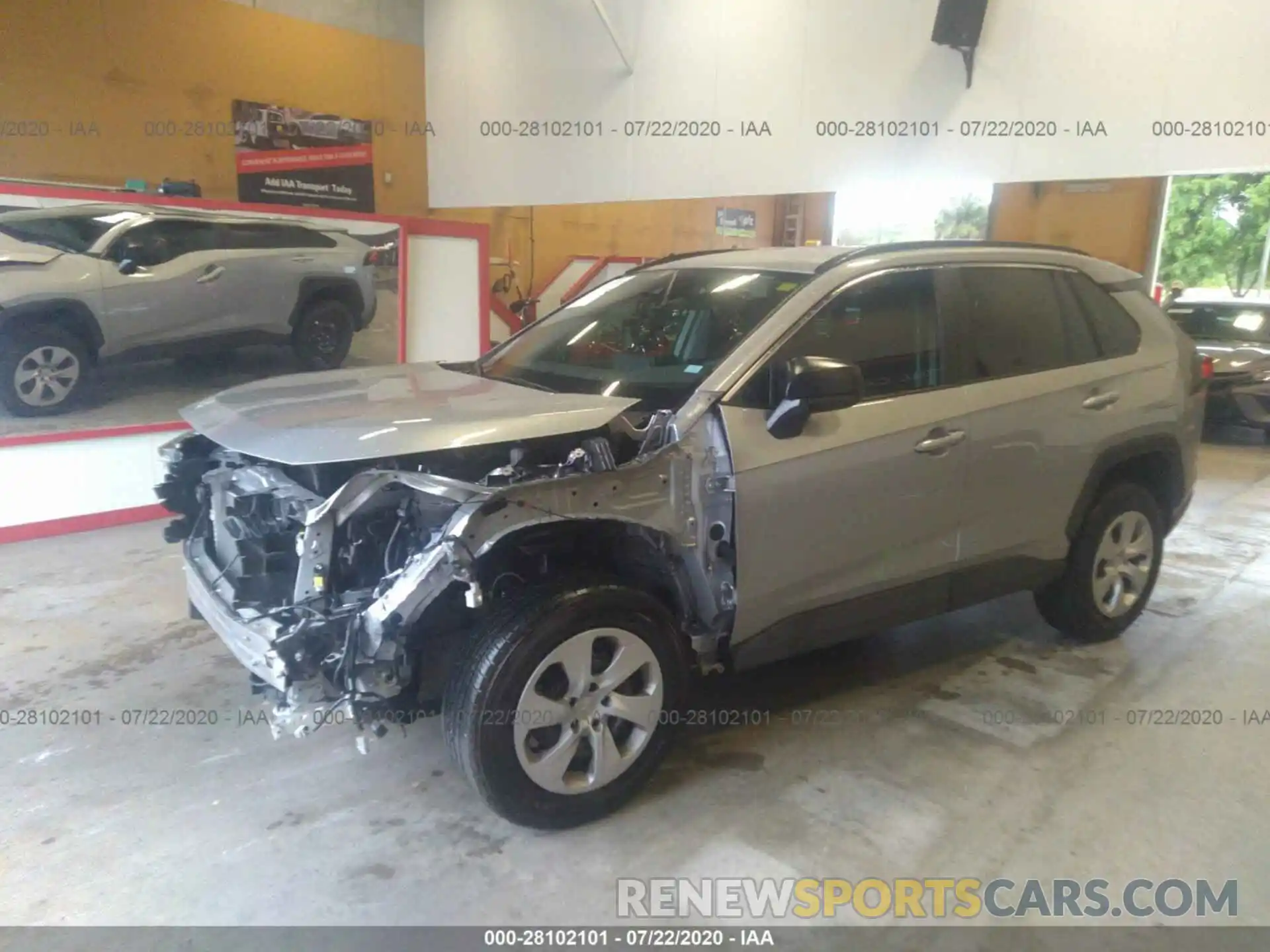 2 Photograph of a damaged car 2T3H1RFV1LC040550 TOYOTA RAV4 2020