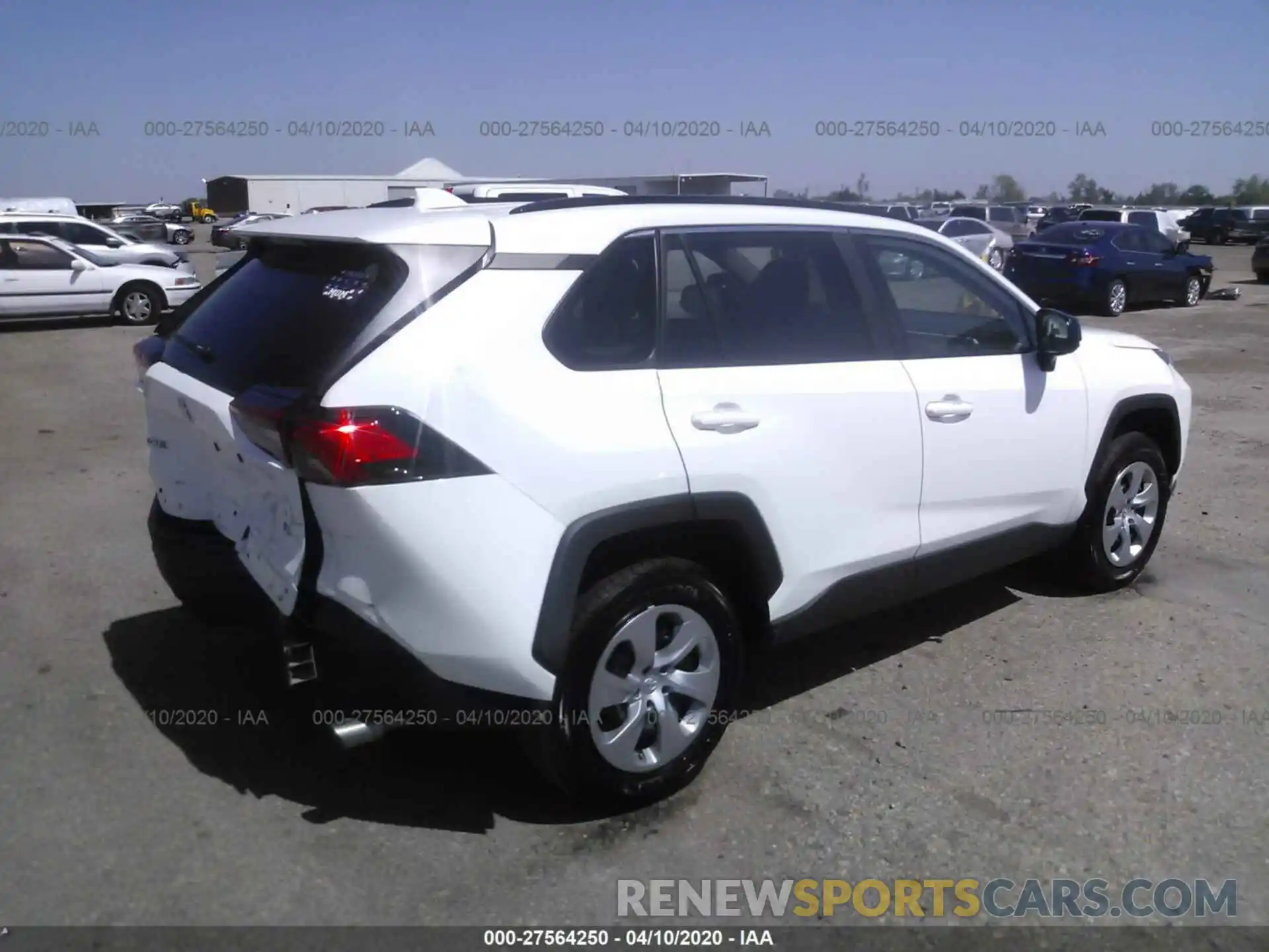 4 Photograph of a damaged car 2T3H1RFV1LC047031 TOYOTA RAV4 2020