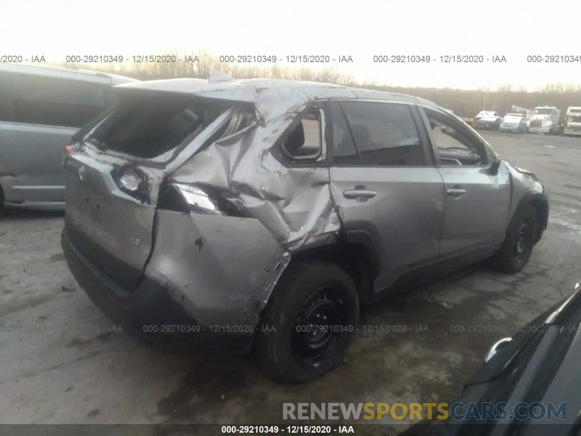 4 Фотография поврежденного автомобиля 2T3H1RFV1LC051693 TOYOTA RAV4 2020