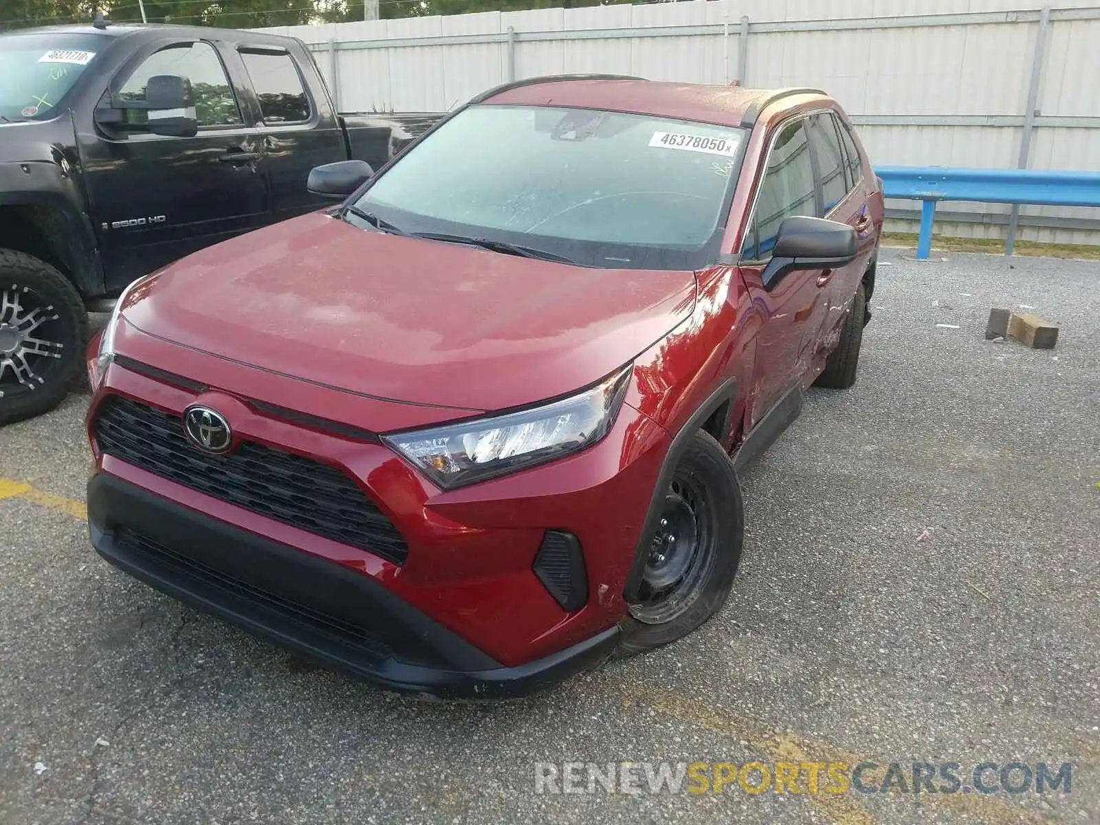 2 Photograph of a damaged car 2T3H1RFV1LC054464 TOYOTA RAV4 2020