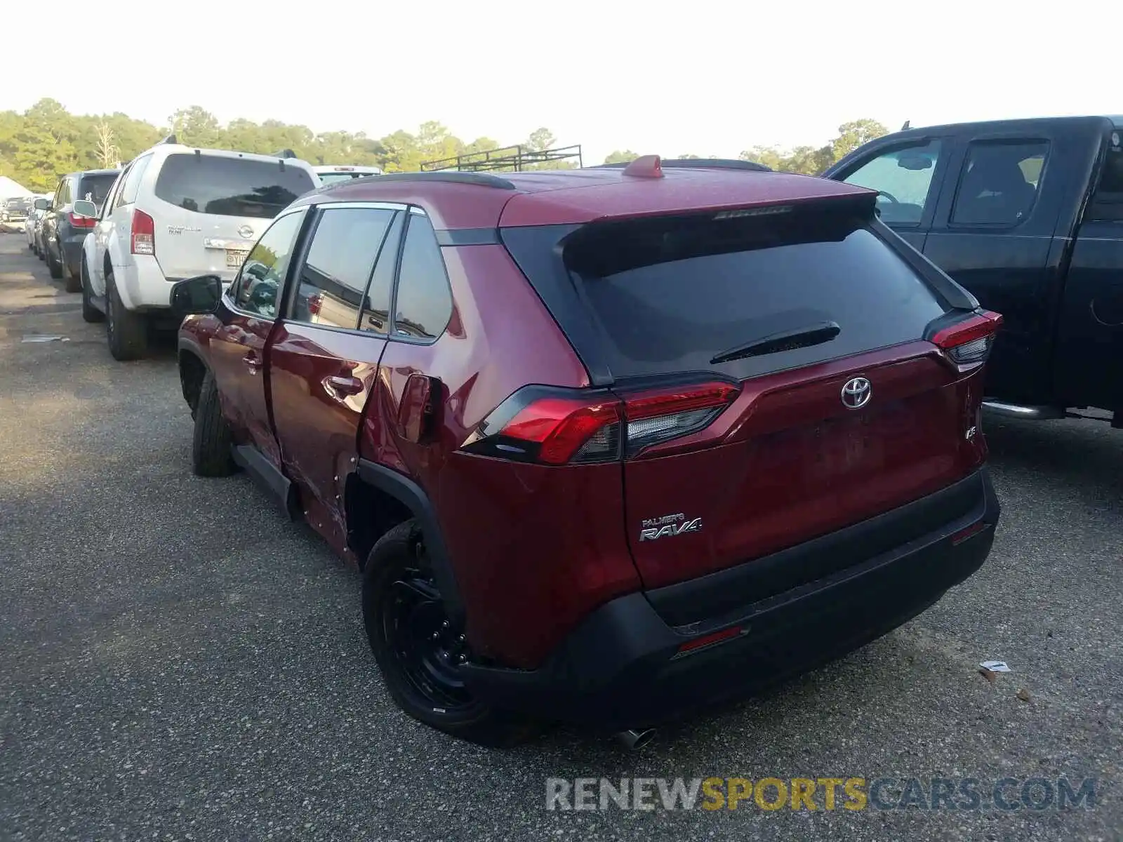 3 Photograph of a damaged car 2T3H1RFV1LC054464 TOYOTA RAV4 2020