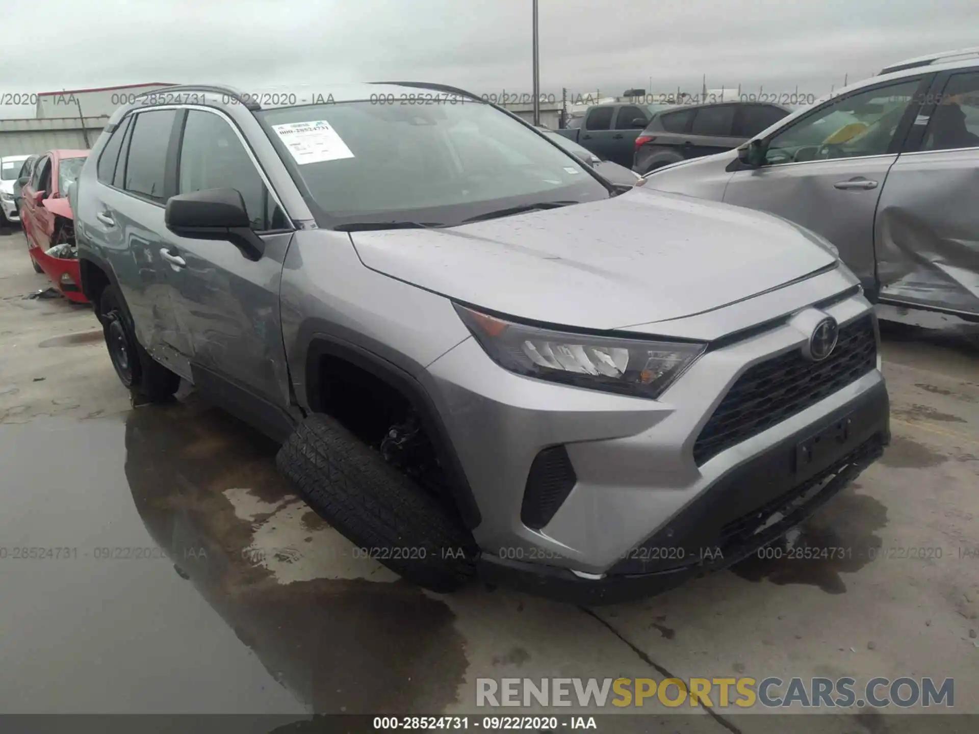 1 Photograph of a damaged car 2T3H1RFV1LC062144 TOYOTA RAV4 2020